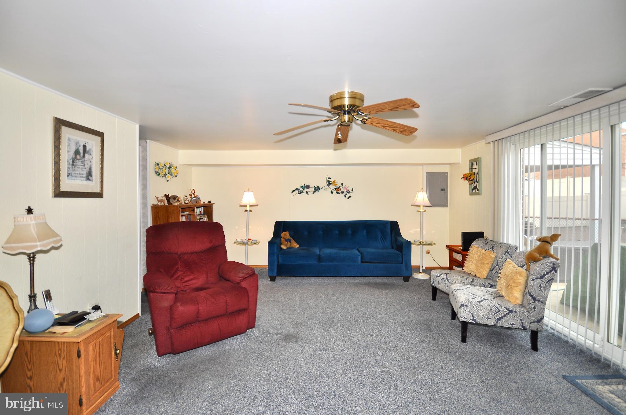 PENNSWOOD PARK - Residential