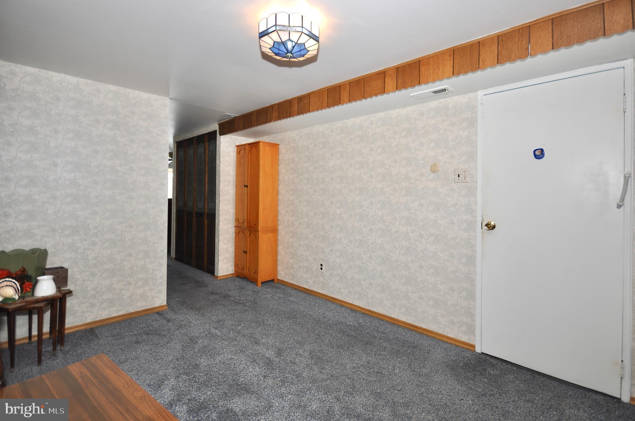 PENNSWOOD PARK - Residential