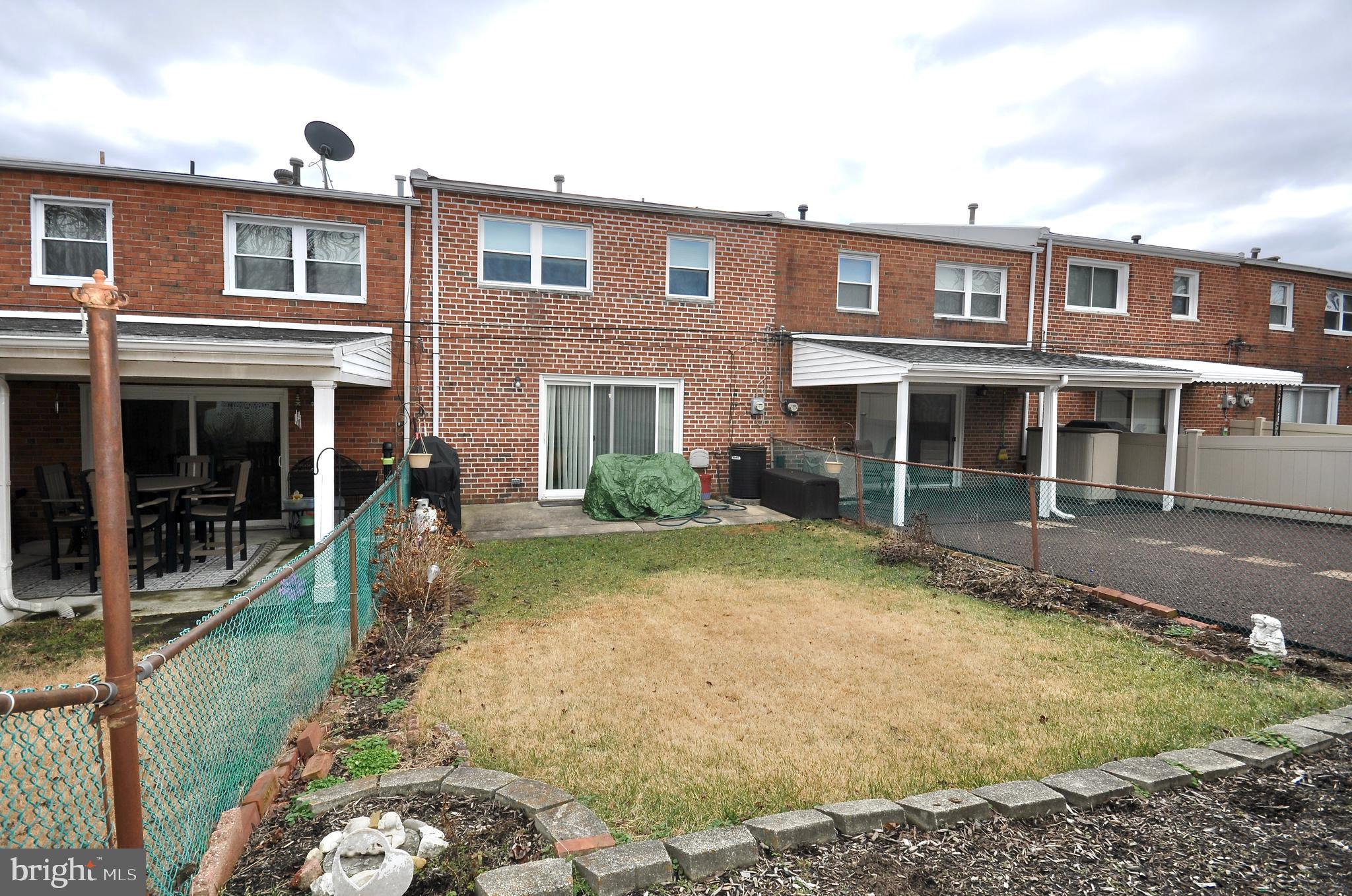 PENNSWOOD PARK - Residential