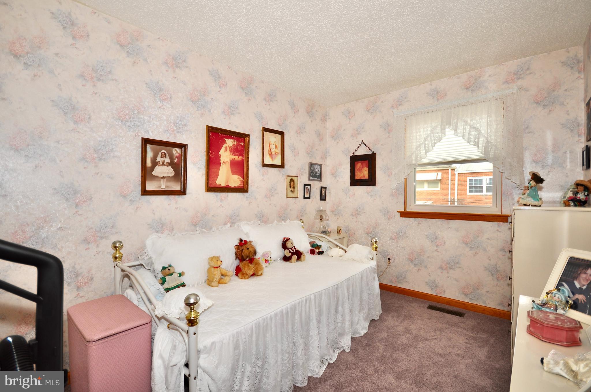 PENNSWOOD PARK - Residential