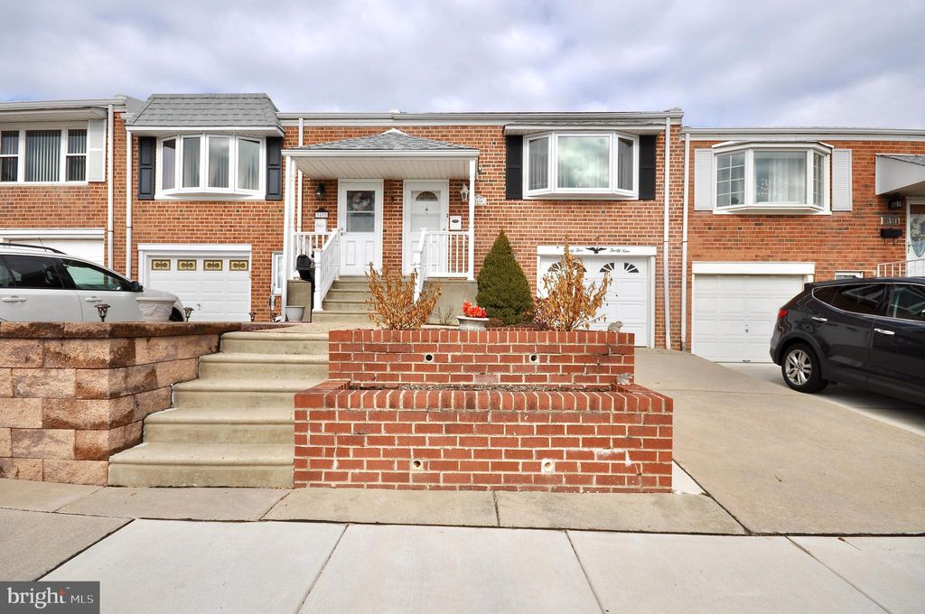 Photo of 3539 Oakhill Road, PHILADELPHIA, PA 19154 (MLS # PAPH2587312)