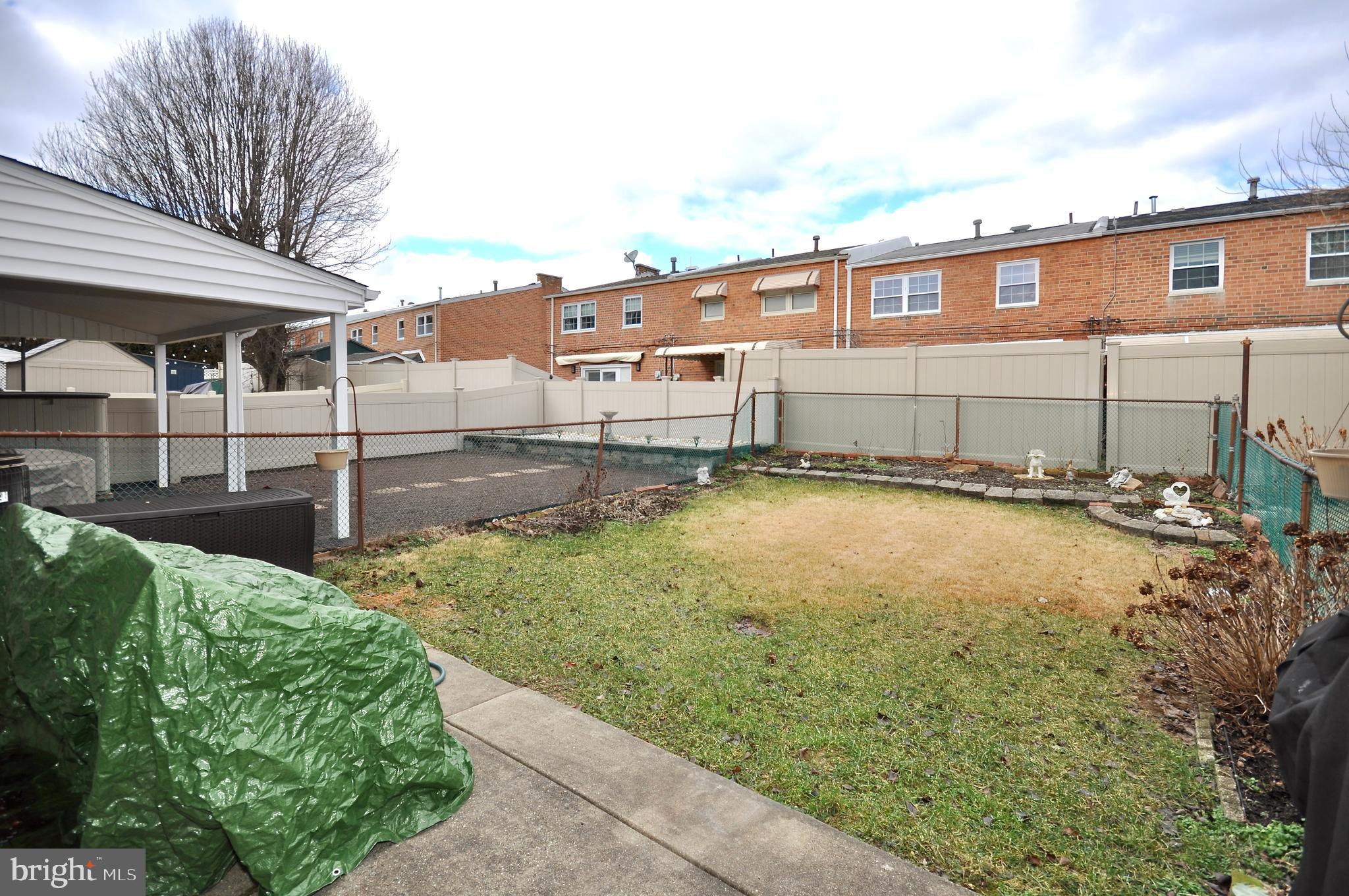 PENNSWOOD PARK - Residential