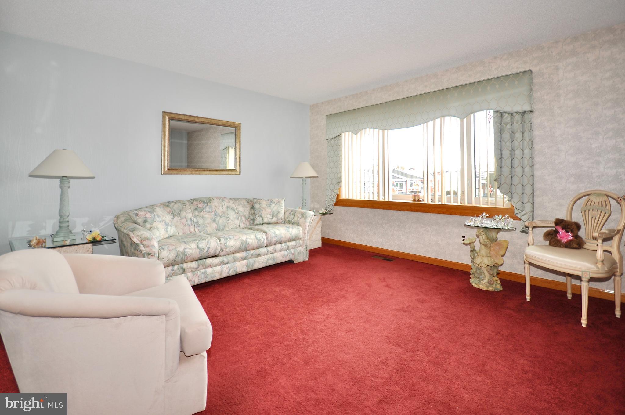 PENNSWOOD PARK - Residential