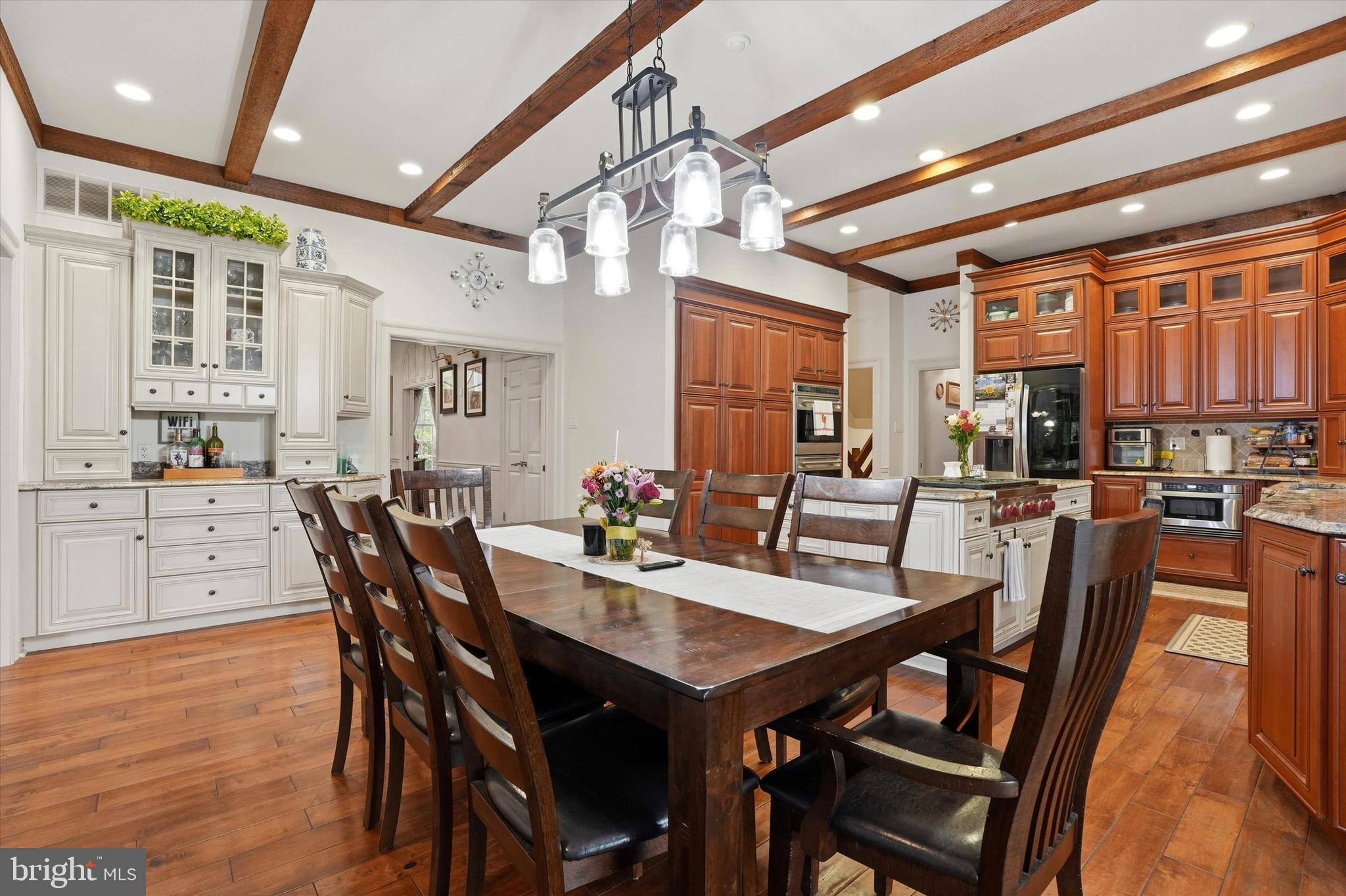 HUNTINGDON VALLEY - Residential