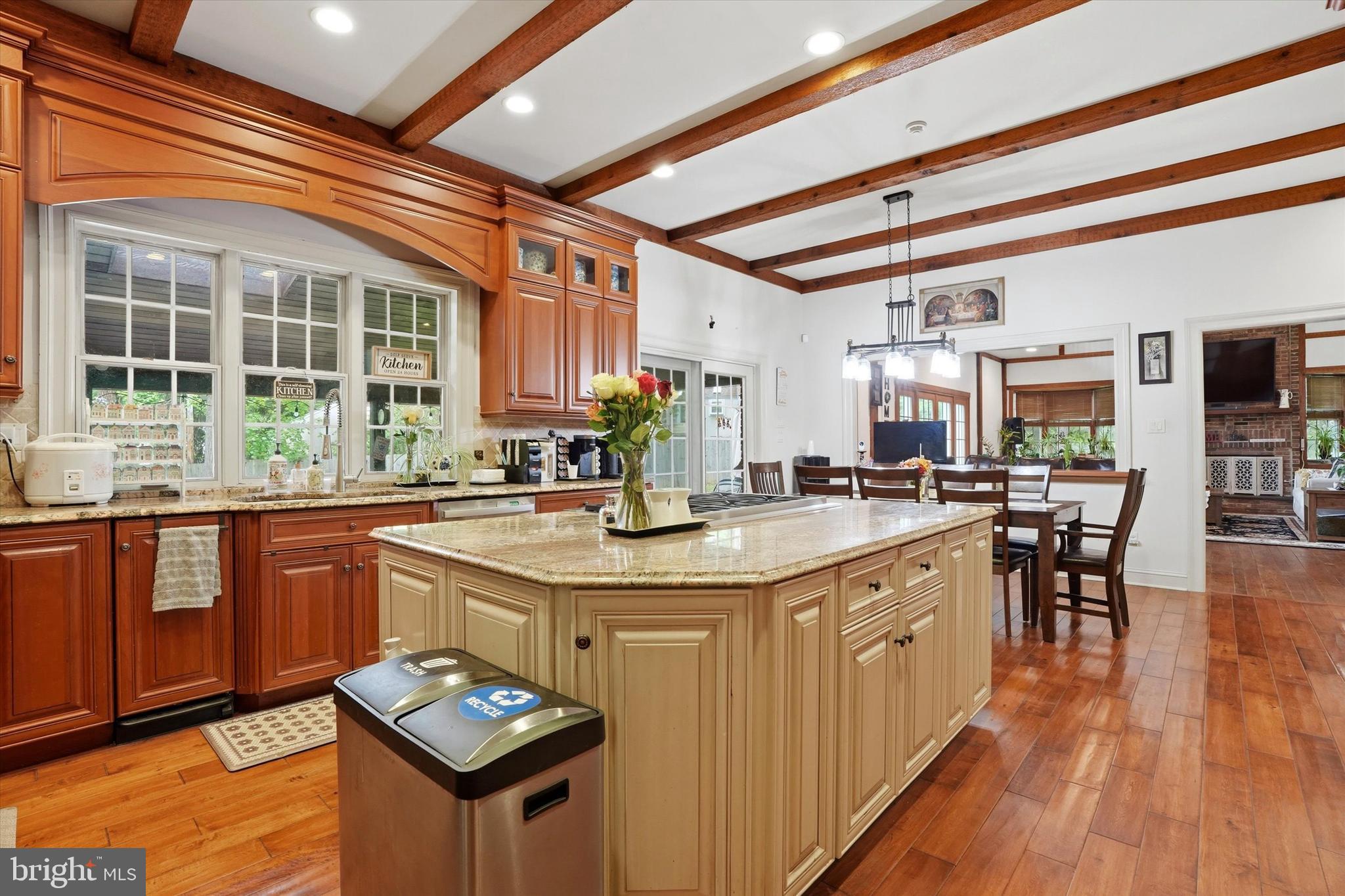HUNTINGDON VALLEY - Residential