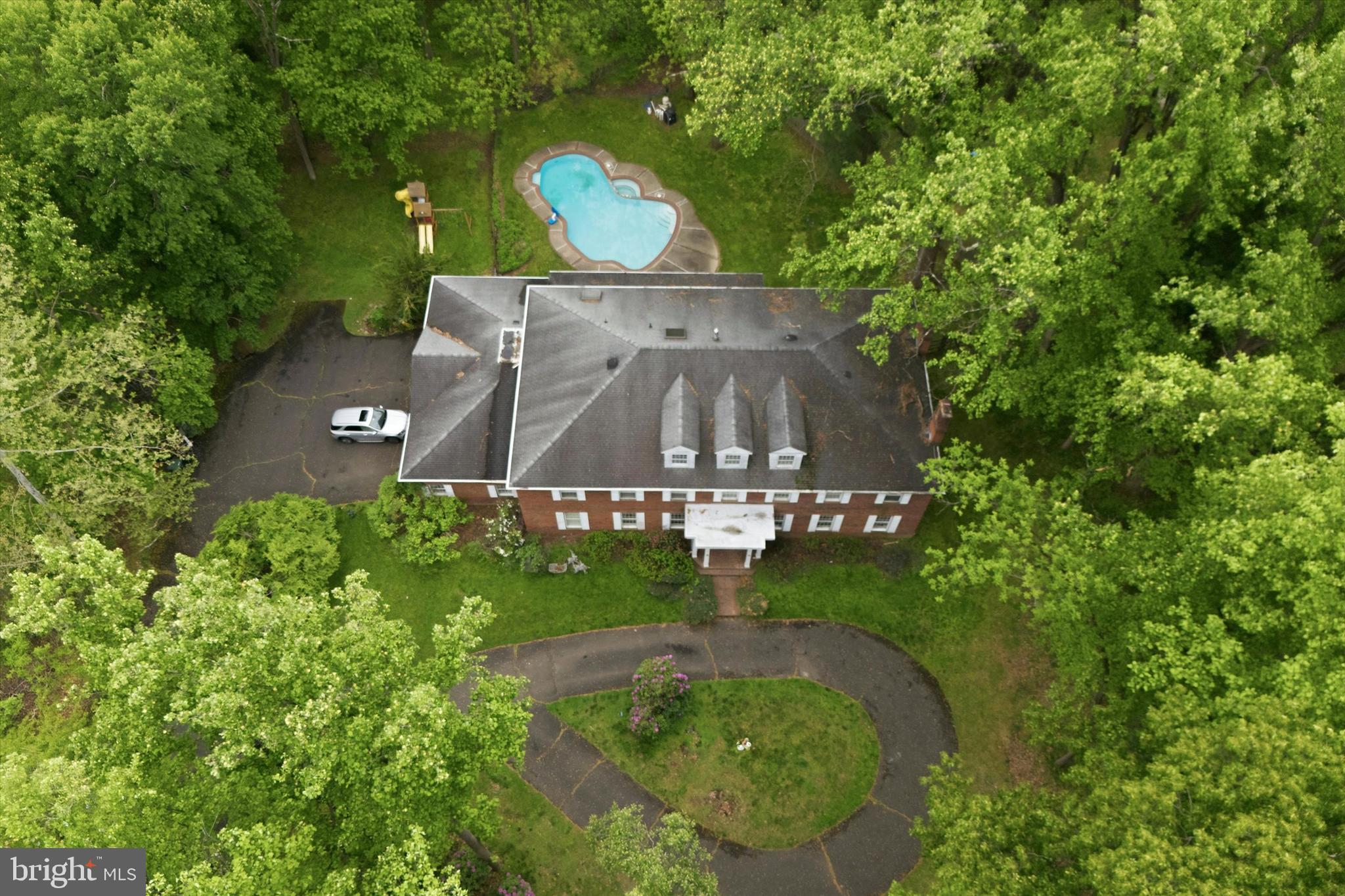 HUNTINGDON VALLEY - Residential