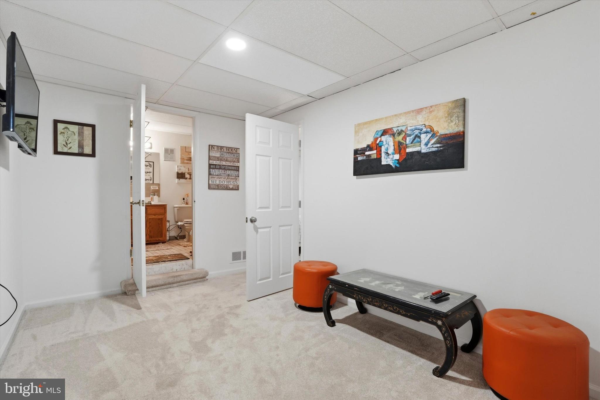 HUNTINGDON VALLEY - Residential
