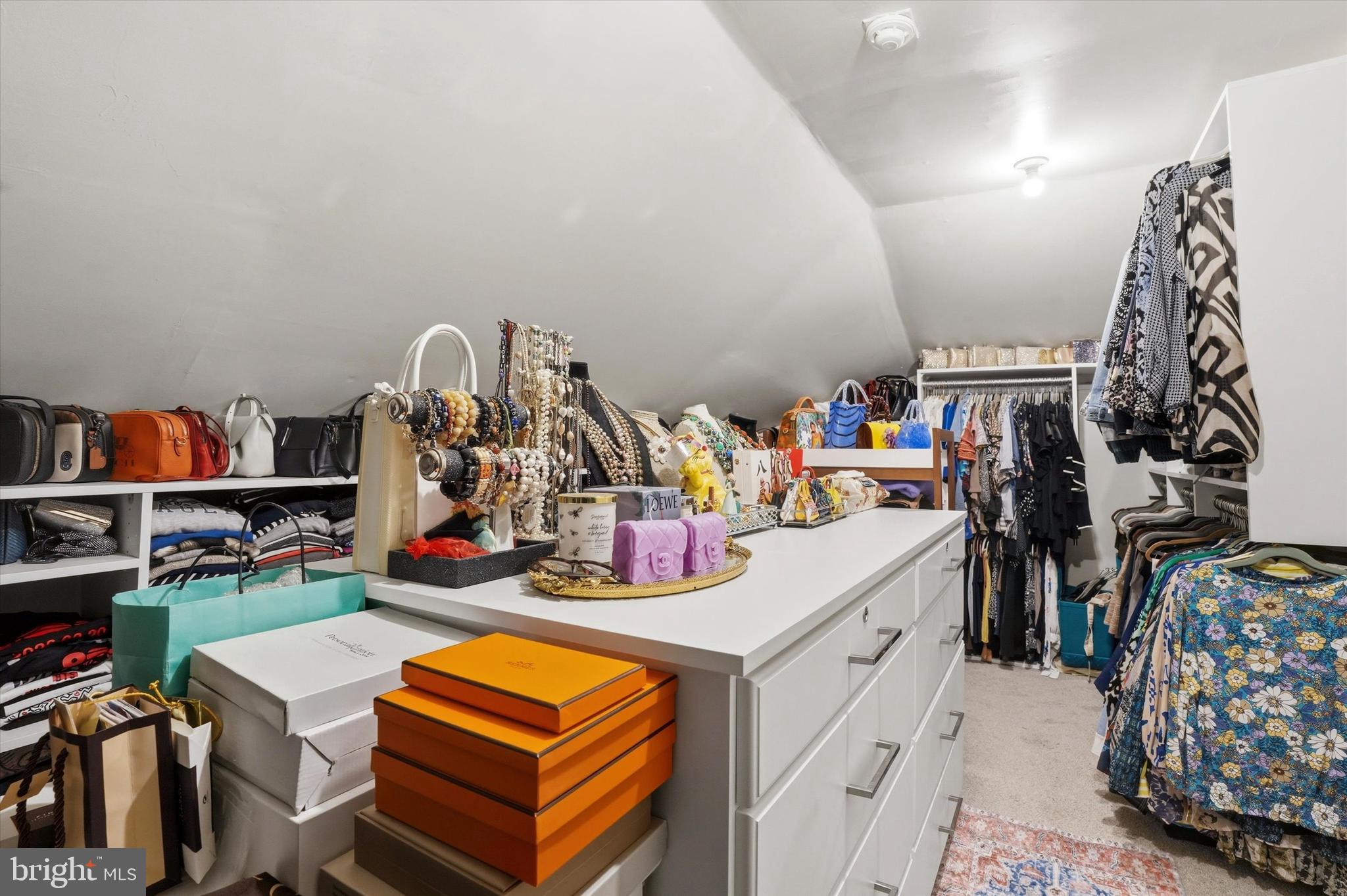 HUNTINGDON VALLEY - Residential