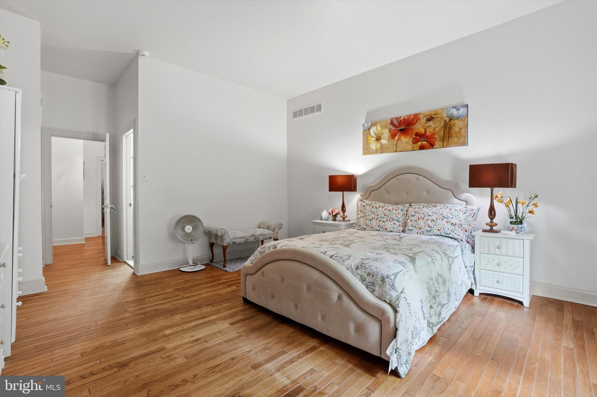 HUNTINGDON VALLEY - Residential