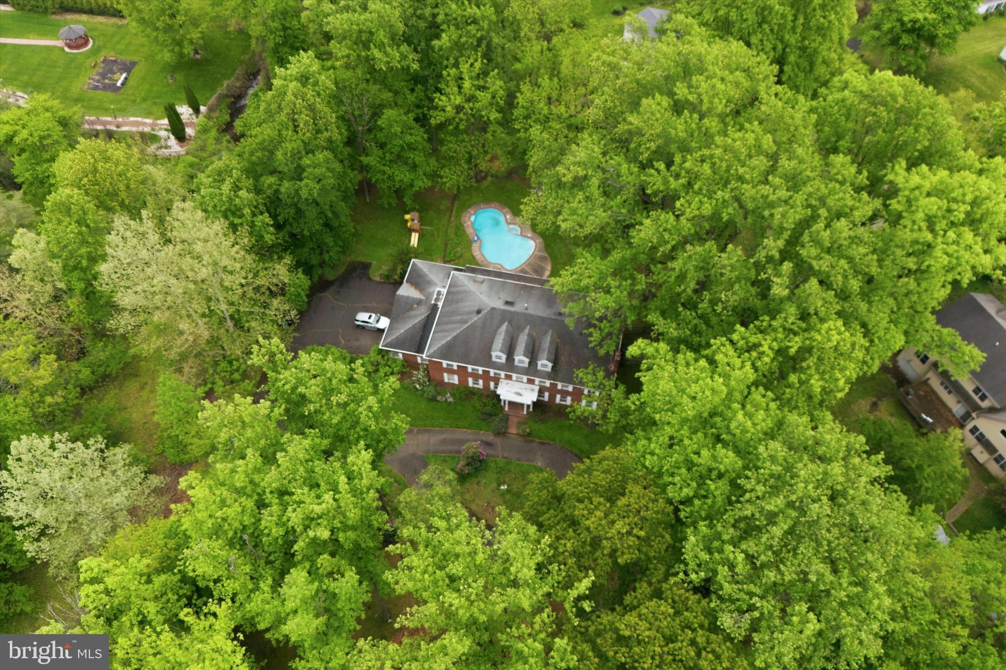 HUNTINGDON VALLEY - Residential