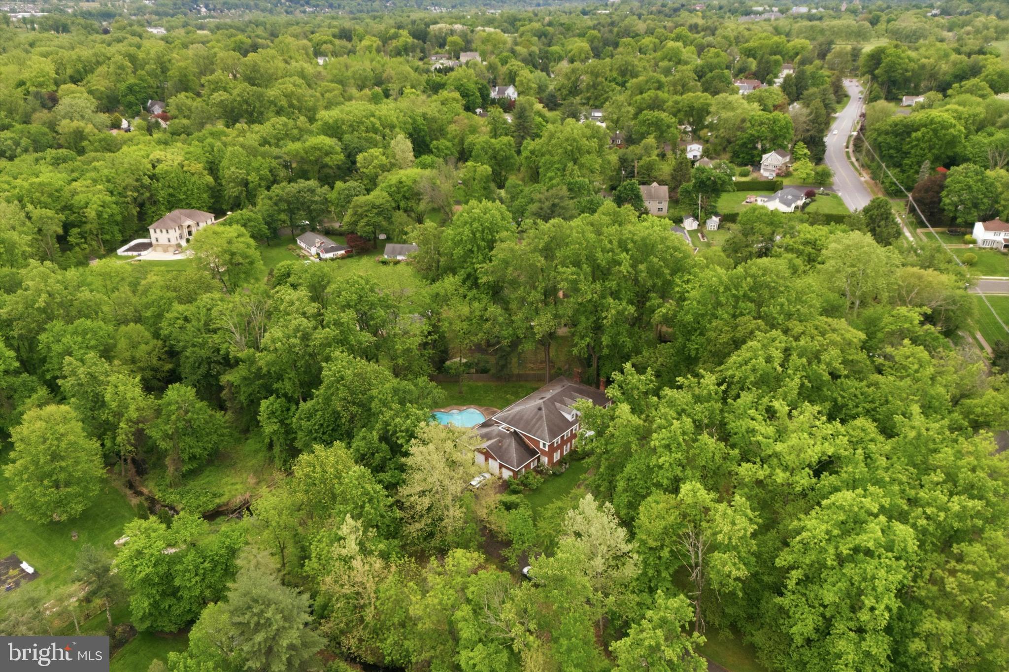 HUNTINGDON VALLEY - Residential