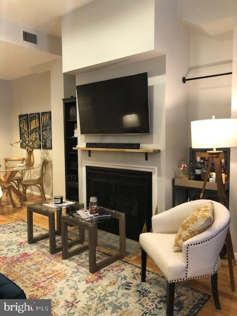 FELLS POINT HISTORIC DISTRICT - Residential Lease