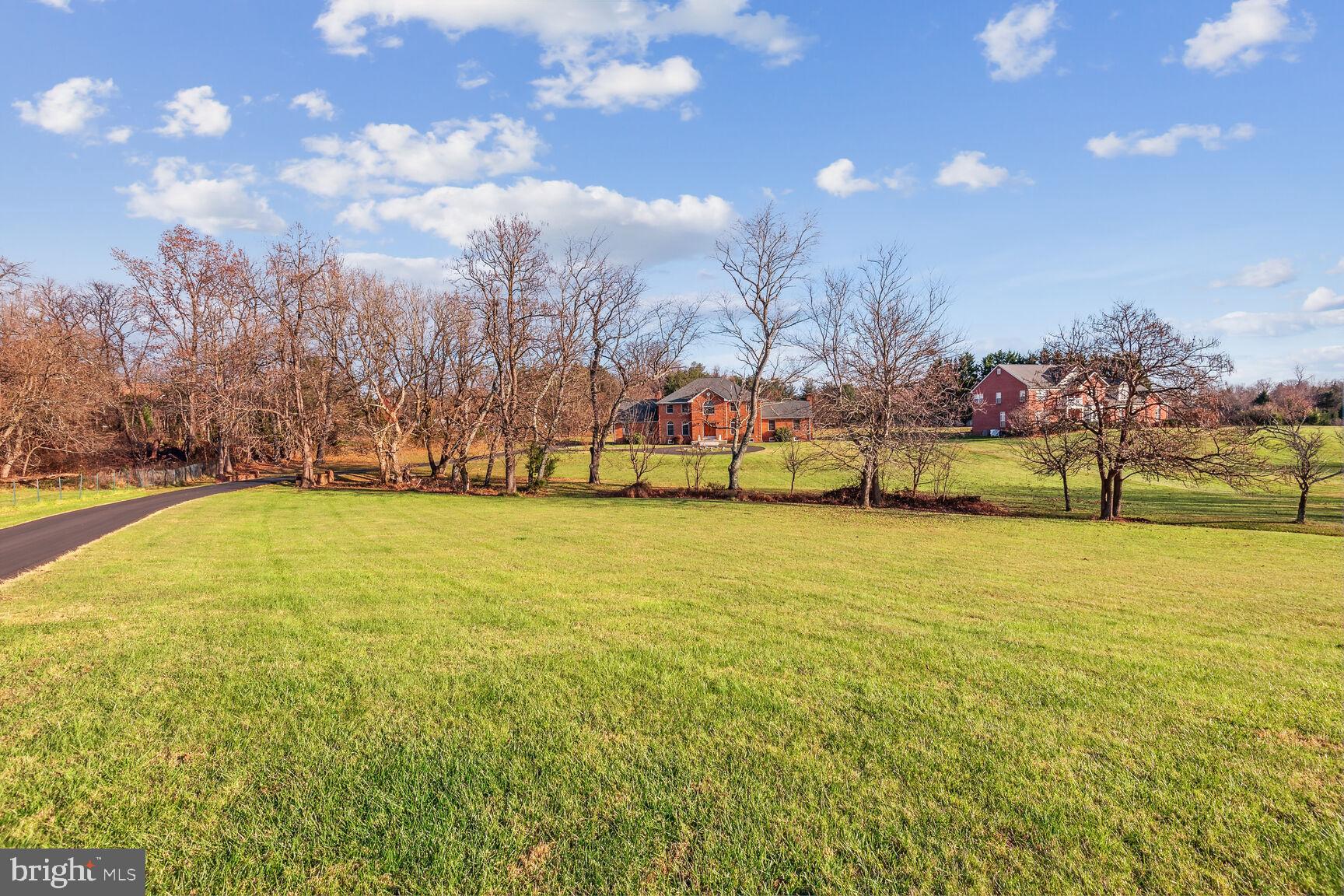 DARNESTOWN OUTSIDE - Residential