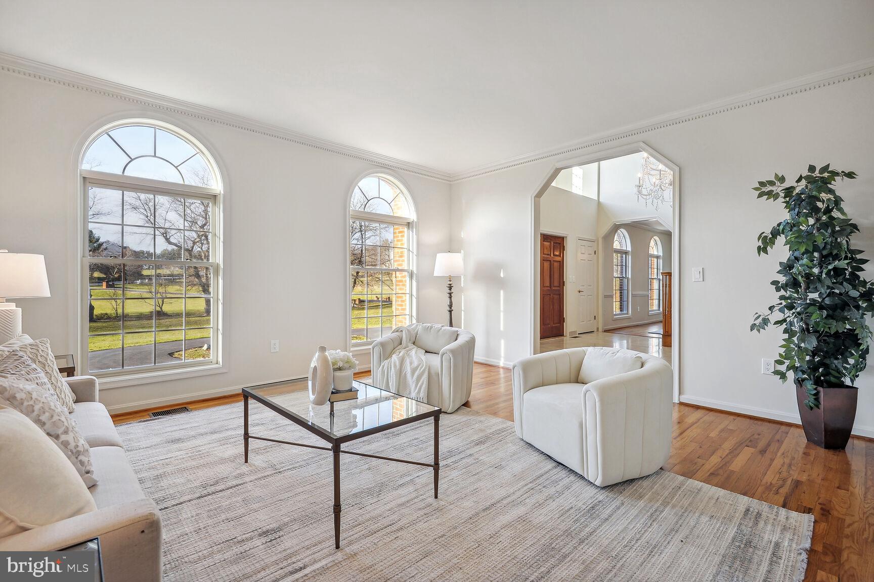 DARNESTOWN OUTSIDE - Residential