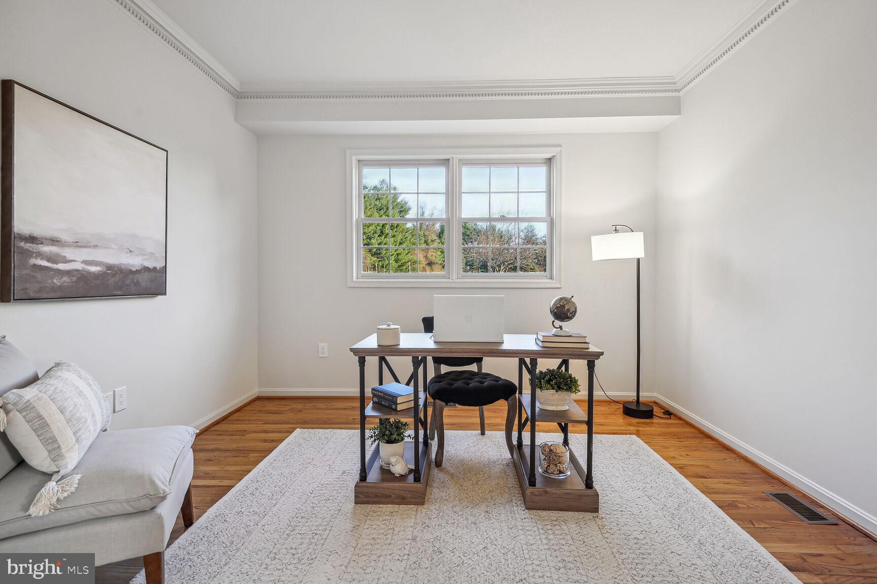 DARNESTOWN OUTSIDE - Residential