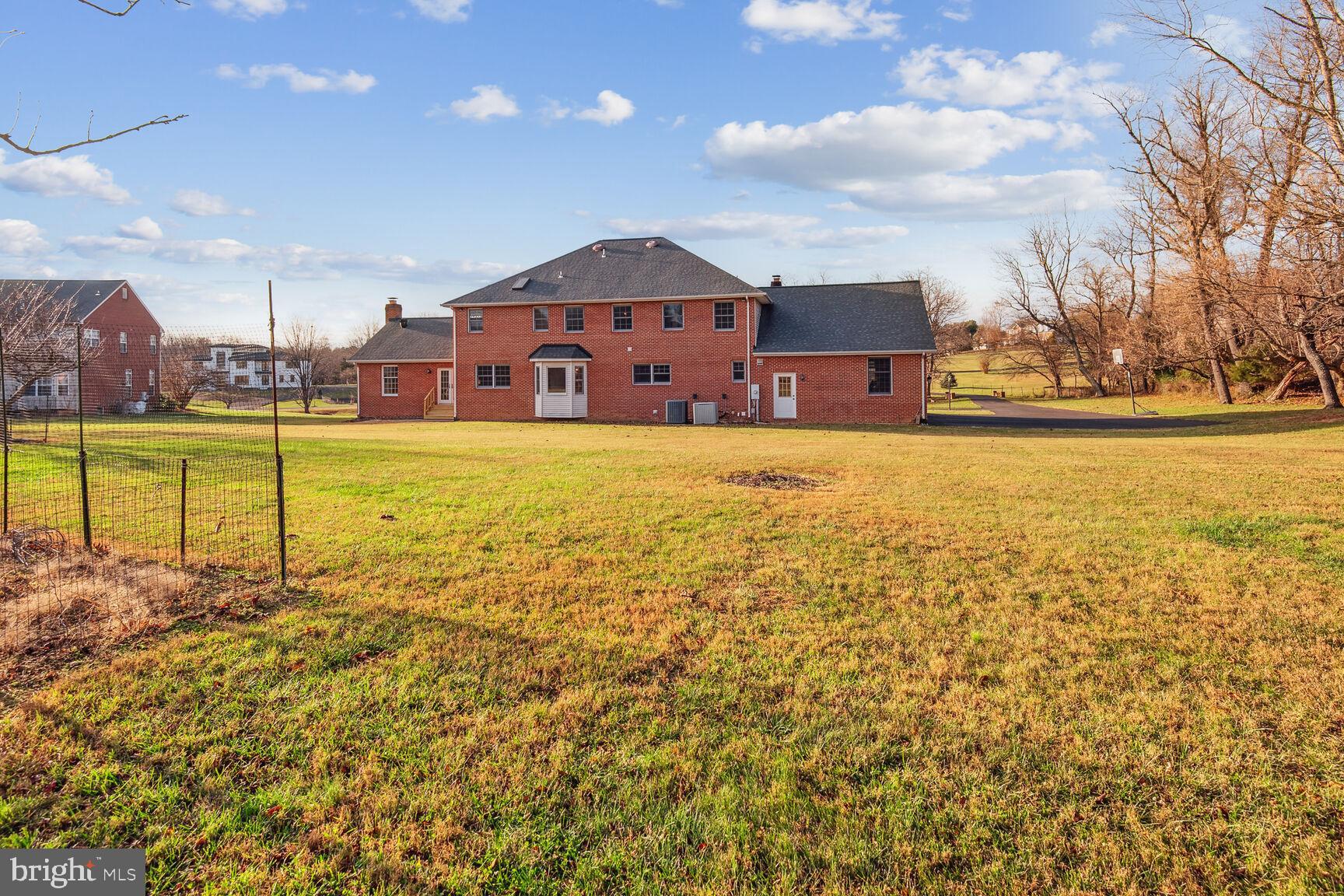 DARNESTOWN OUTSIDE - Residential