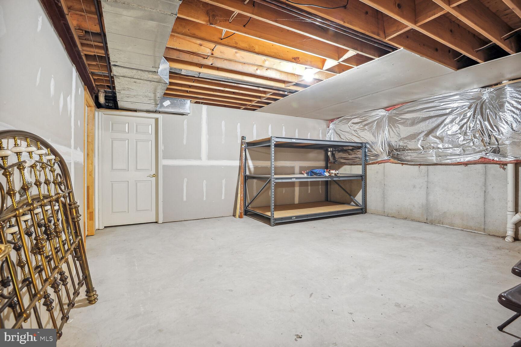 DARNESTOWN OUTSIDE - Residential