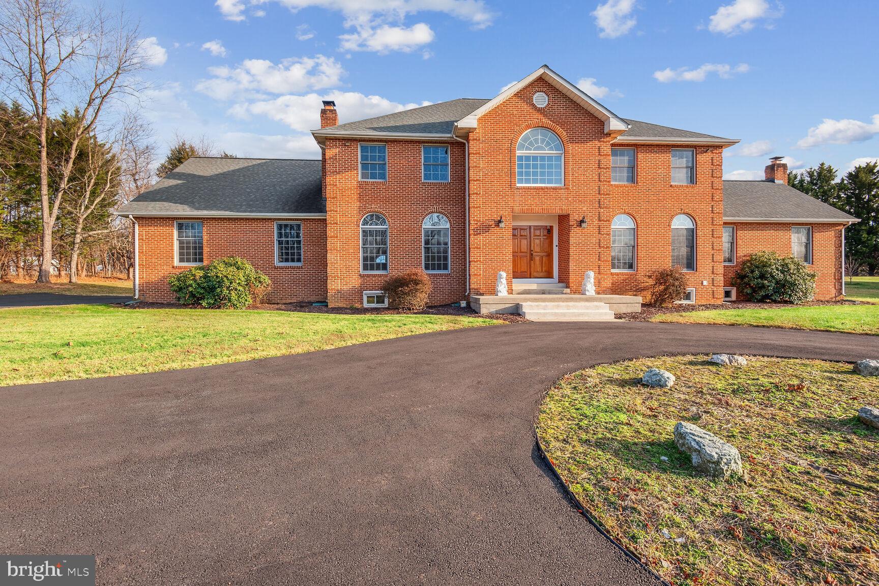 DARNESTOWN OUTSIDE - Residential