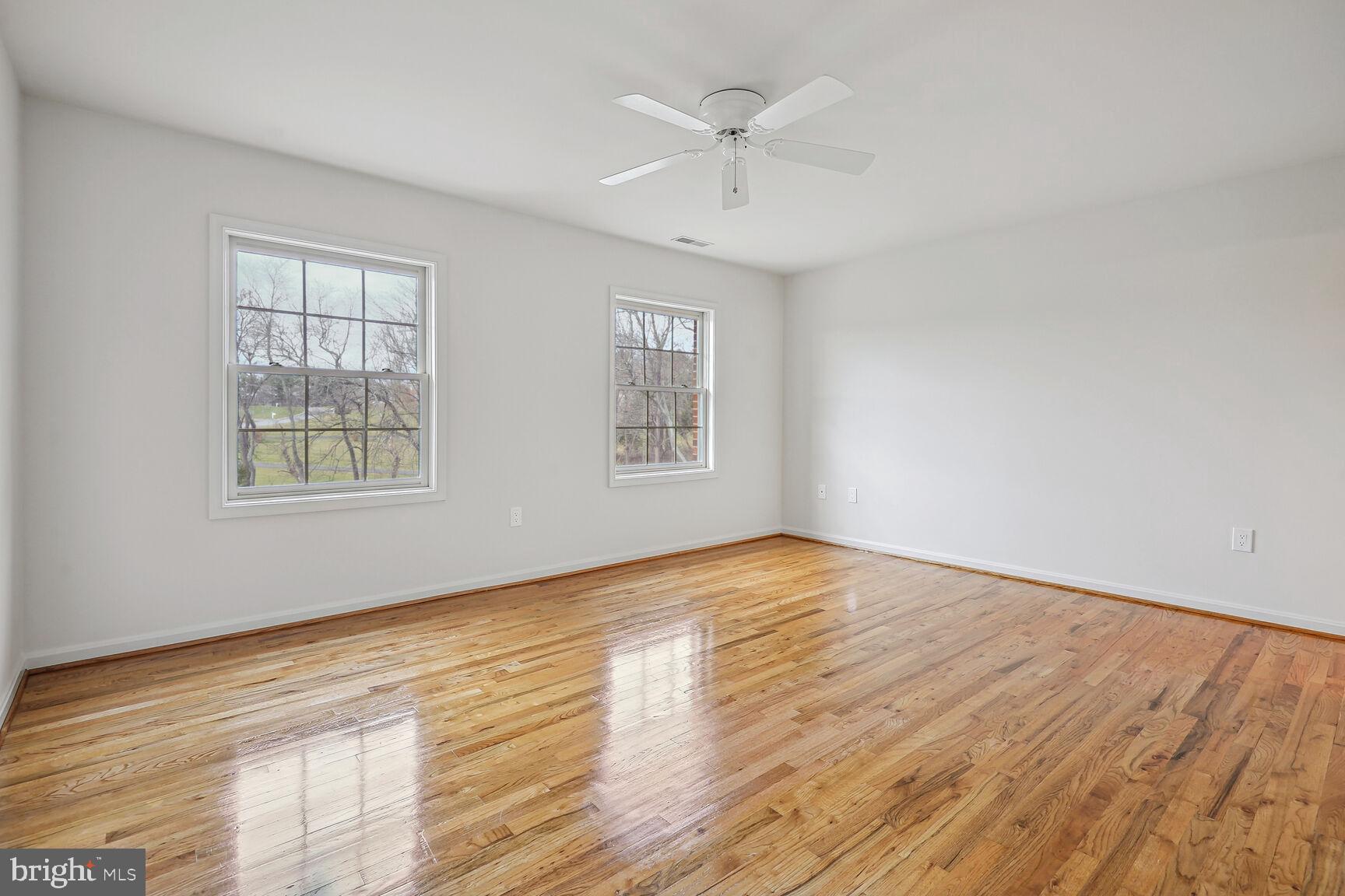 DARNESTOWN OUTSIDE - Residential