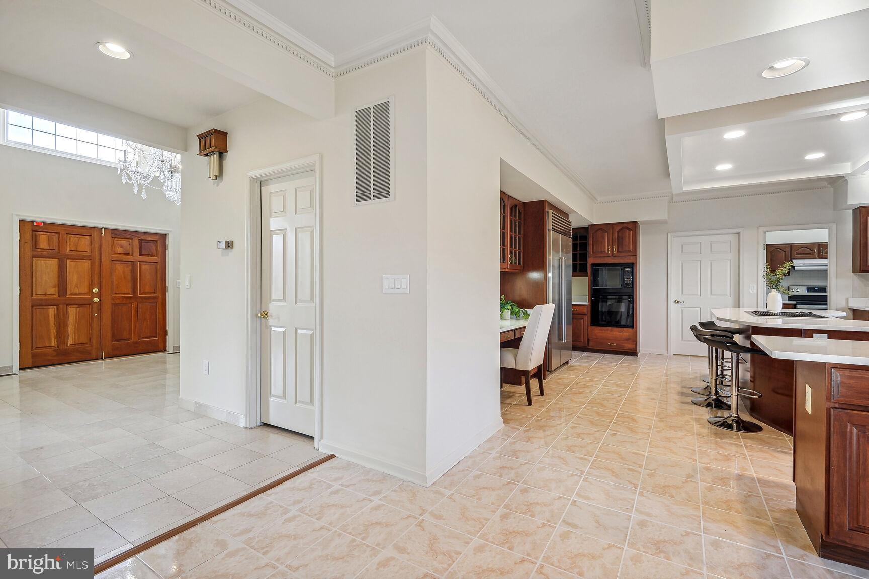 DARNESTOWN OUTSIDE - Residential