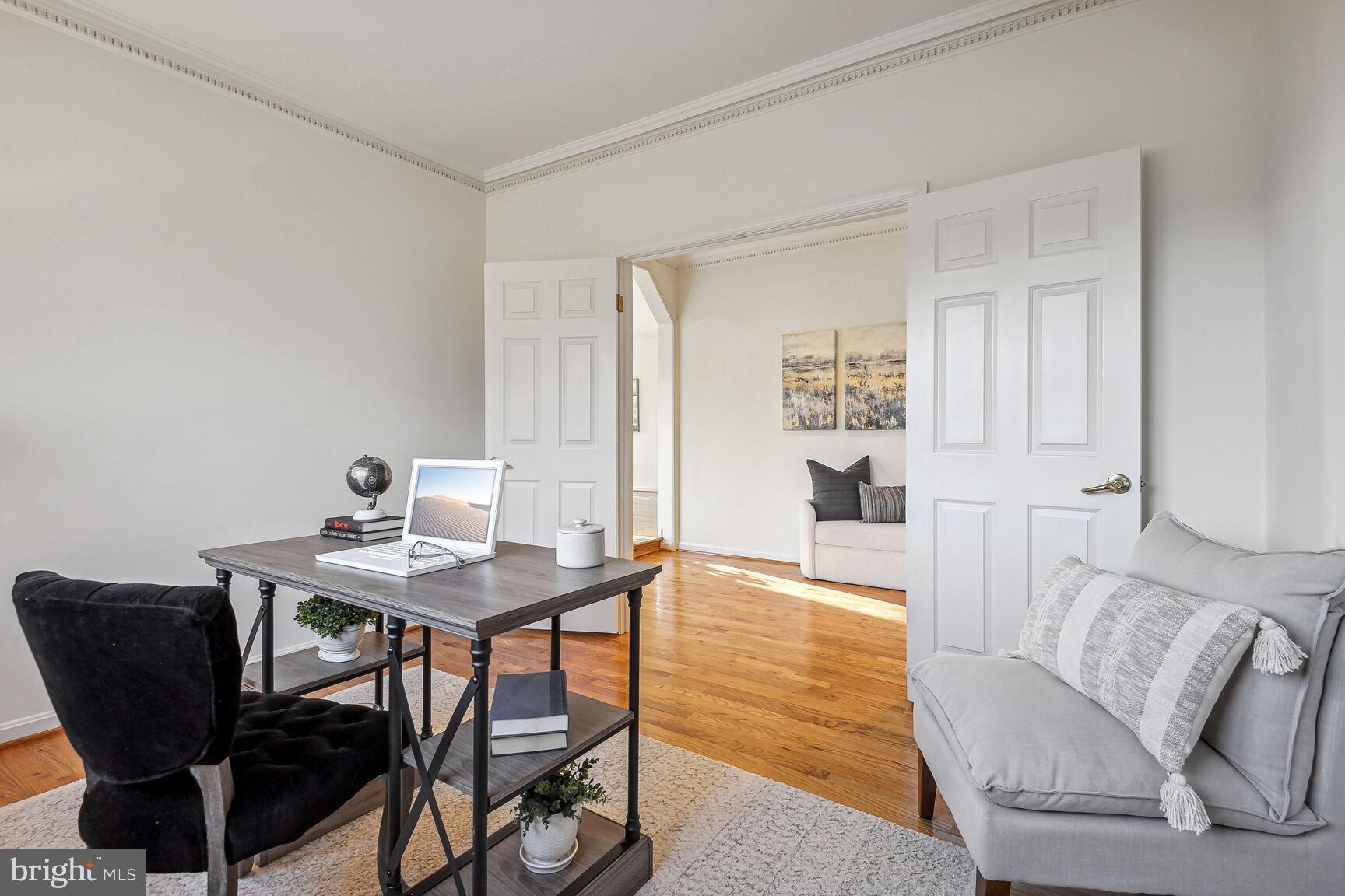 DARNESTOWN OUTSIDE - Residential