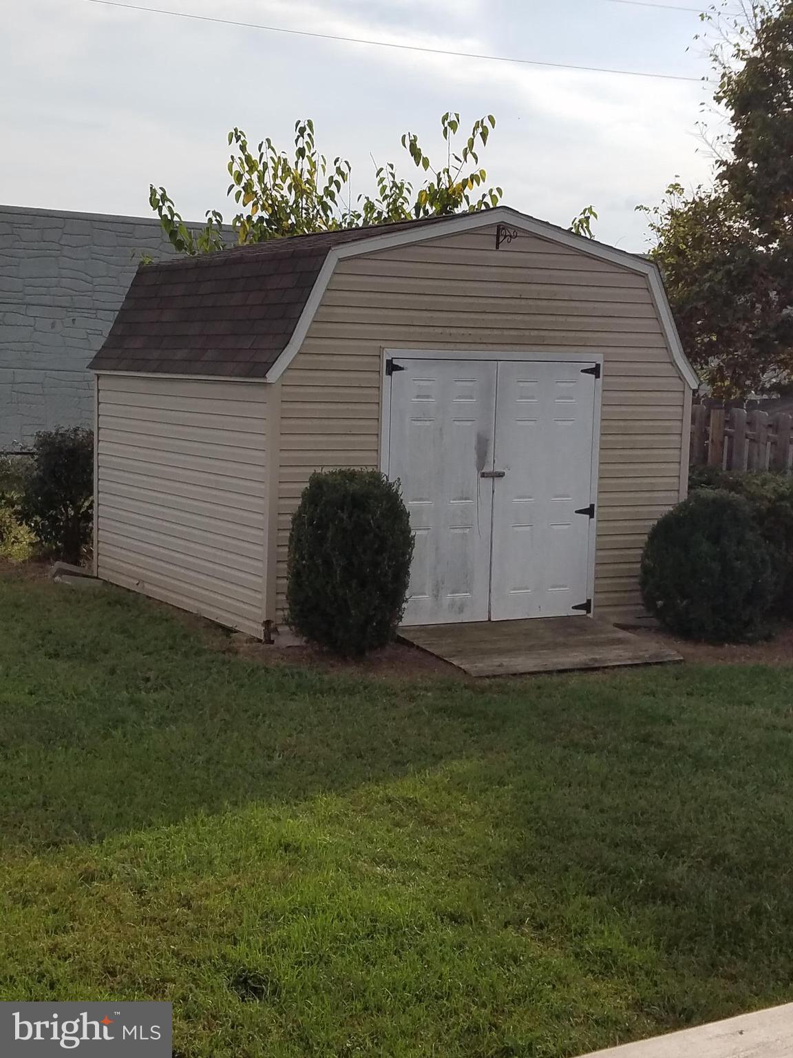 SUMMER HILL - Residential Lease