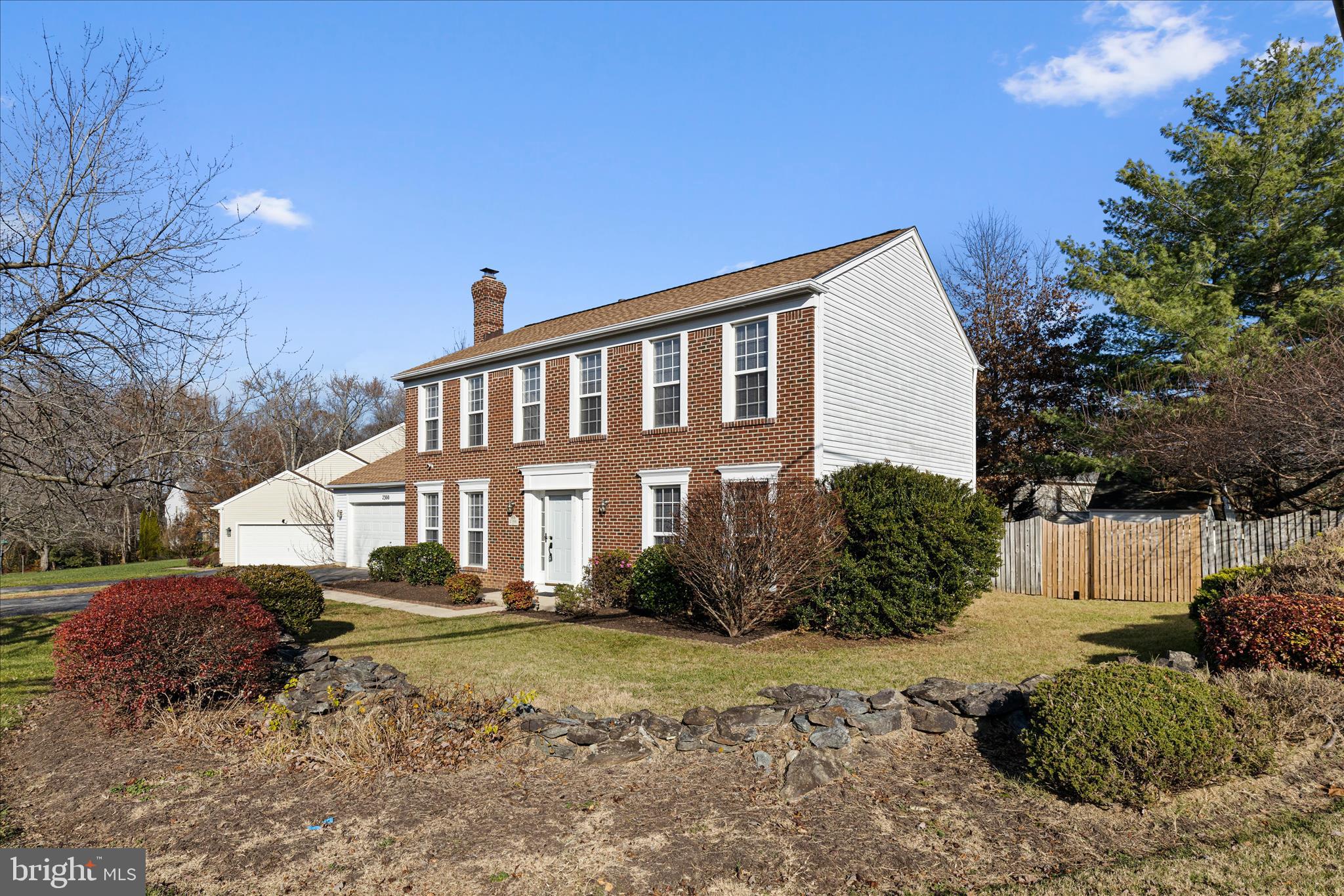 2300 COMMUNITY DRIVE