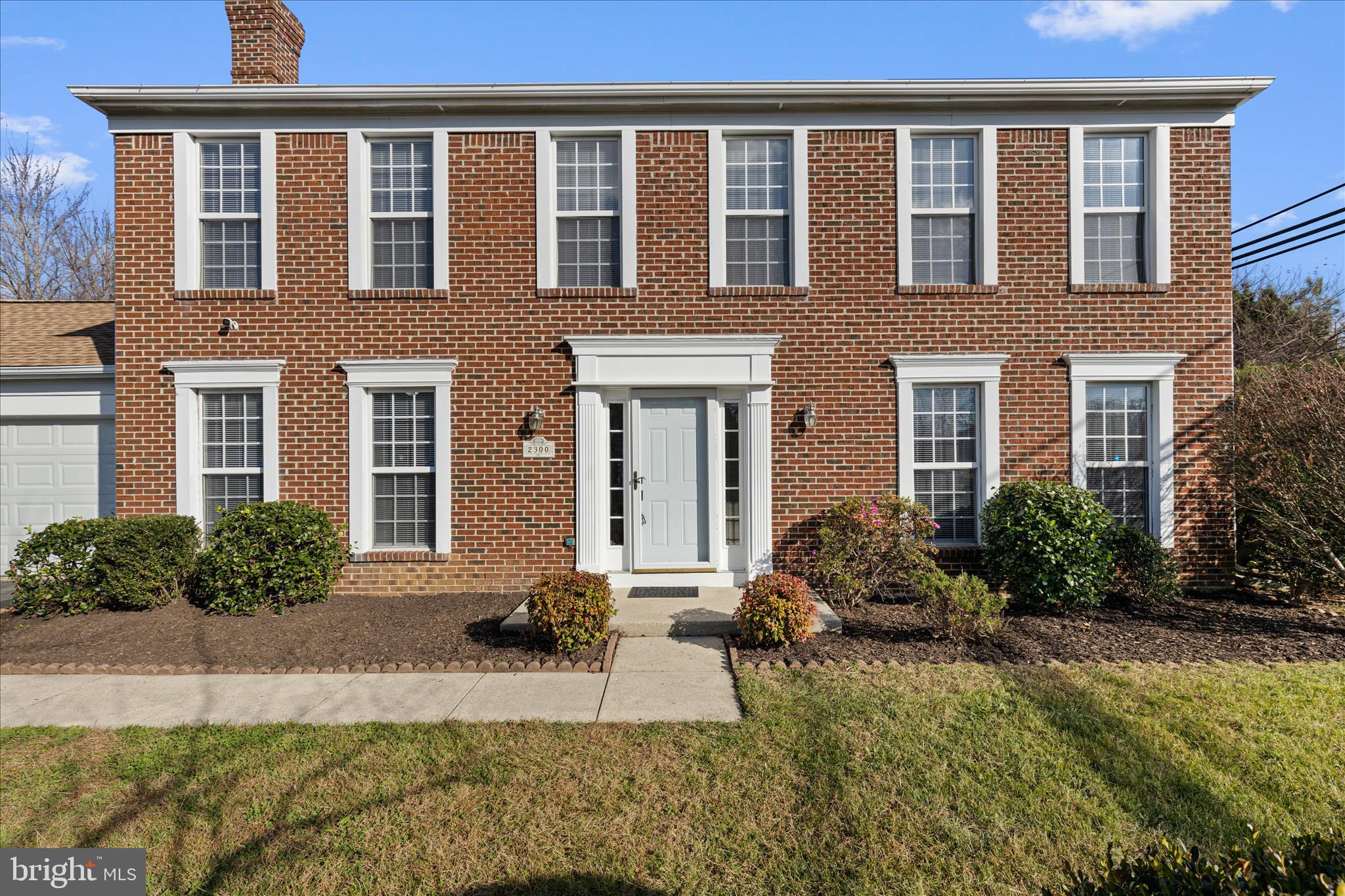 2300 COMMUNITY DRIVE