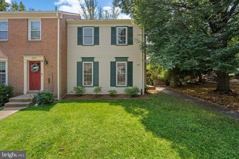 3901 BRADWATER STREET FAIRFAX VA 22031