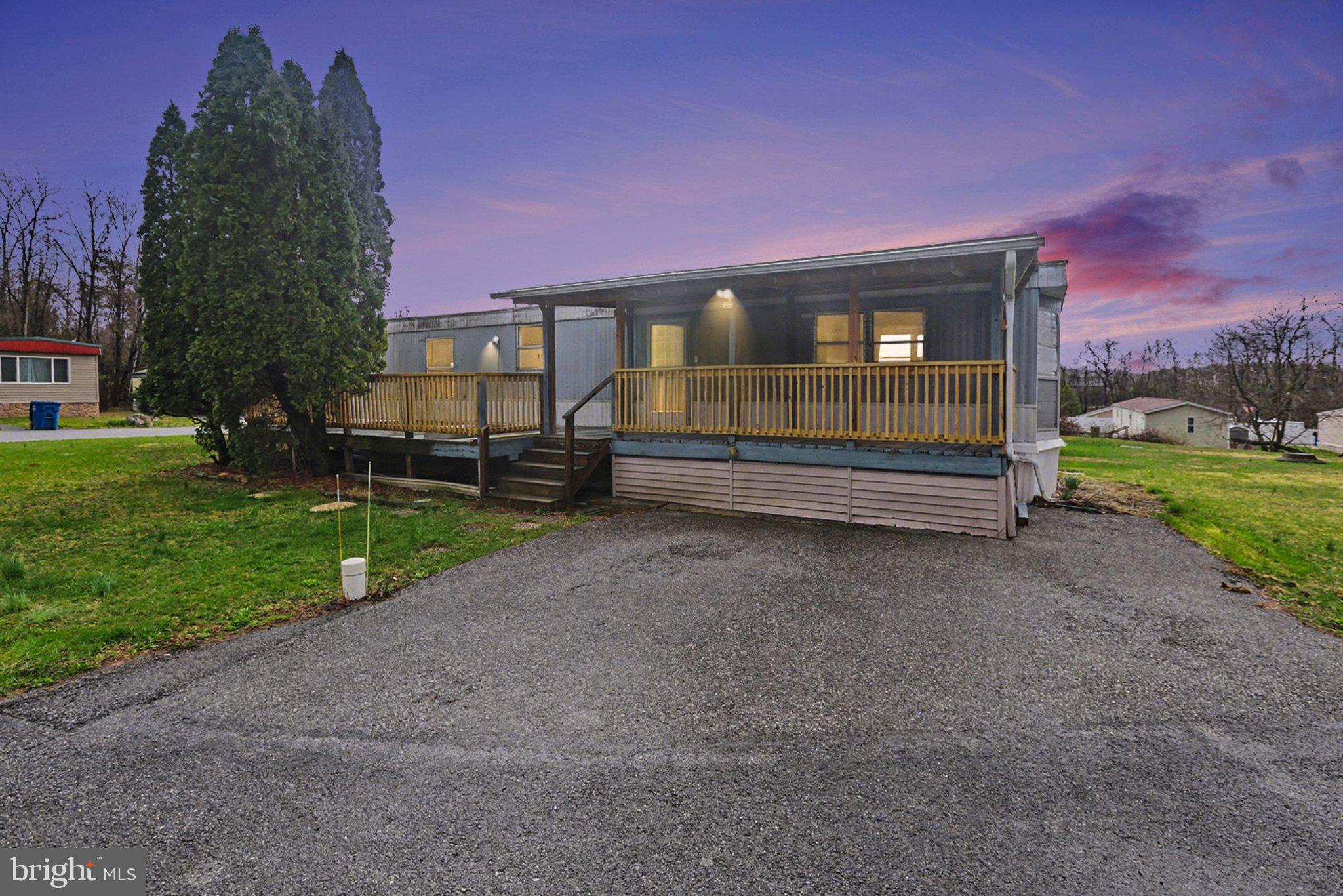 REGENCY WOODS NORTH - Residential