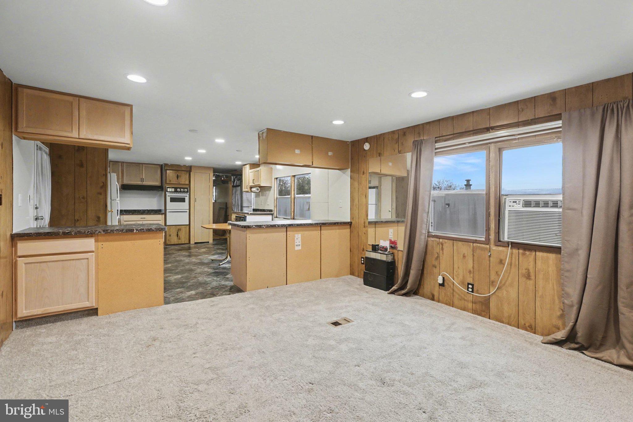 REGENCY WOODS NORTH - Residential