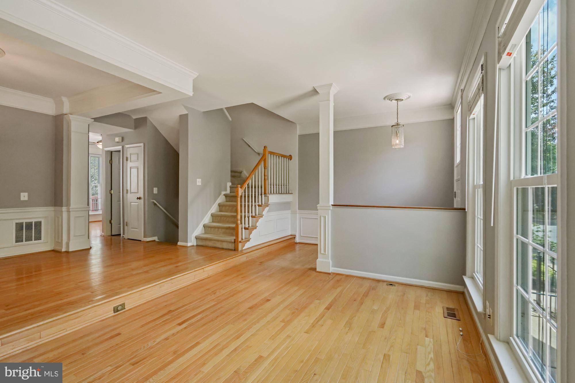 ISLAND CREEK - Residential