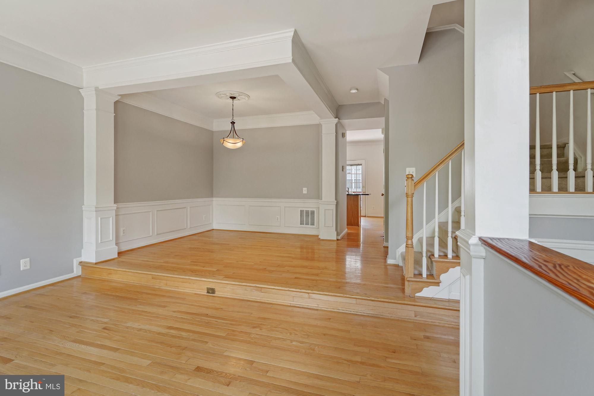 ISLAND CREEK - Residential