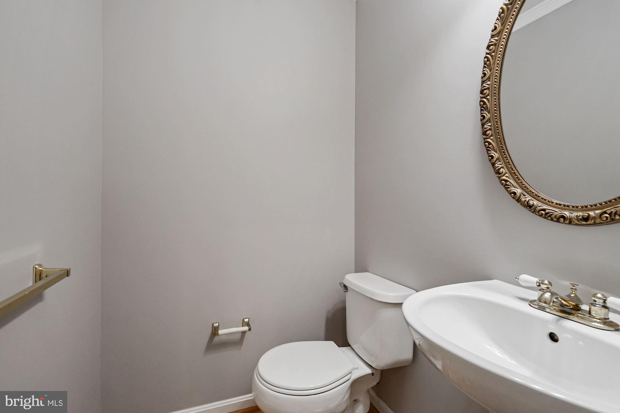 ISLAND CREEK - Residential