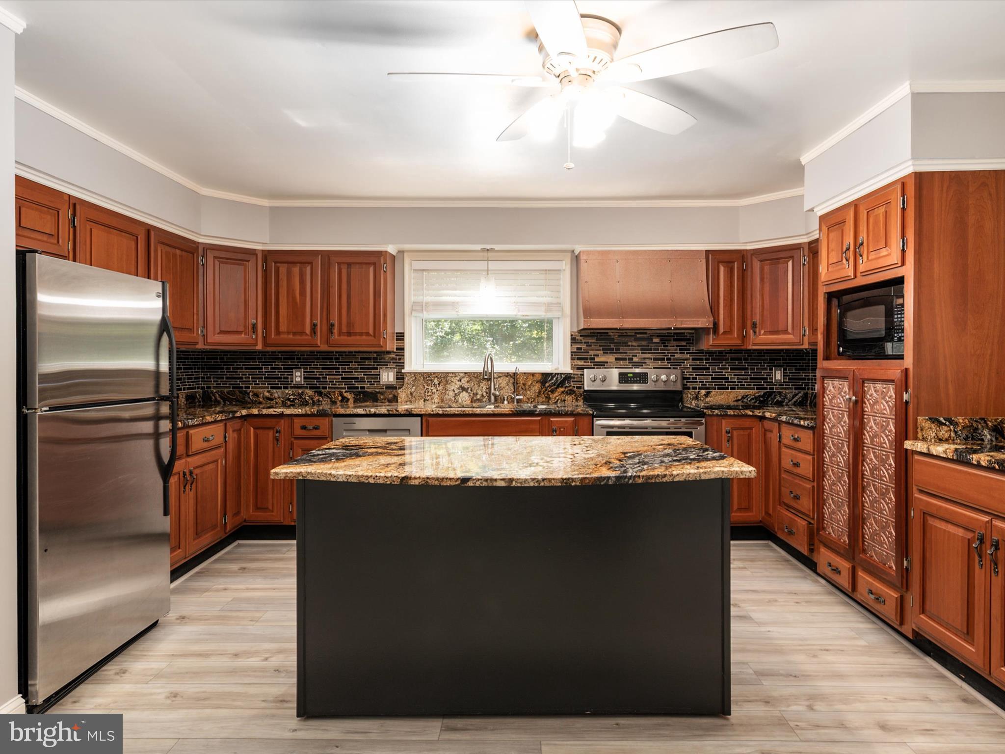 DUNKIRK WOODS - Residential