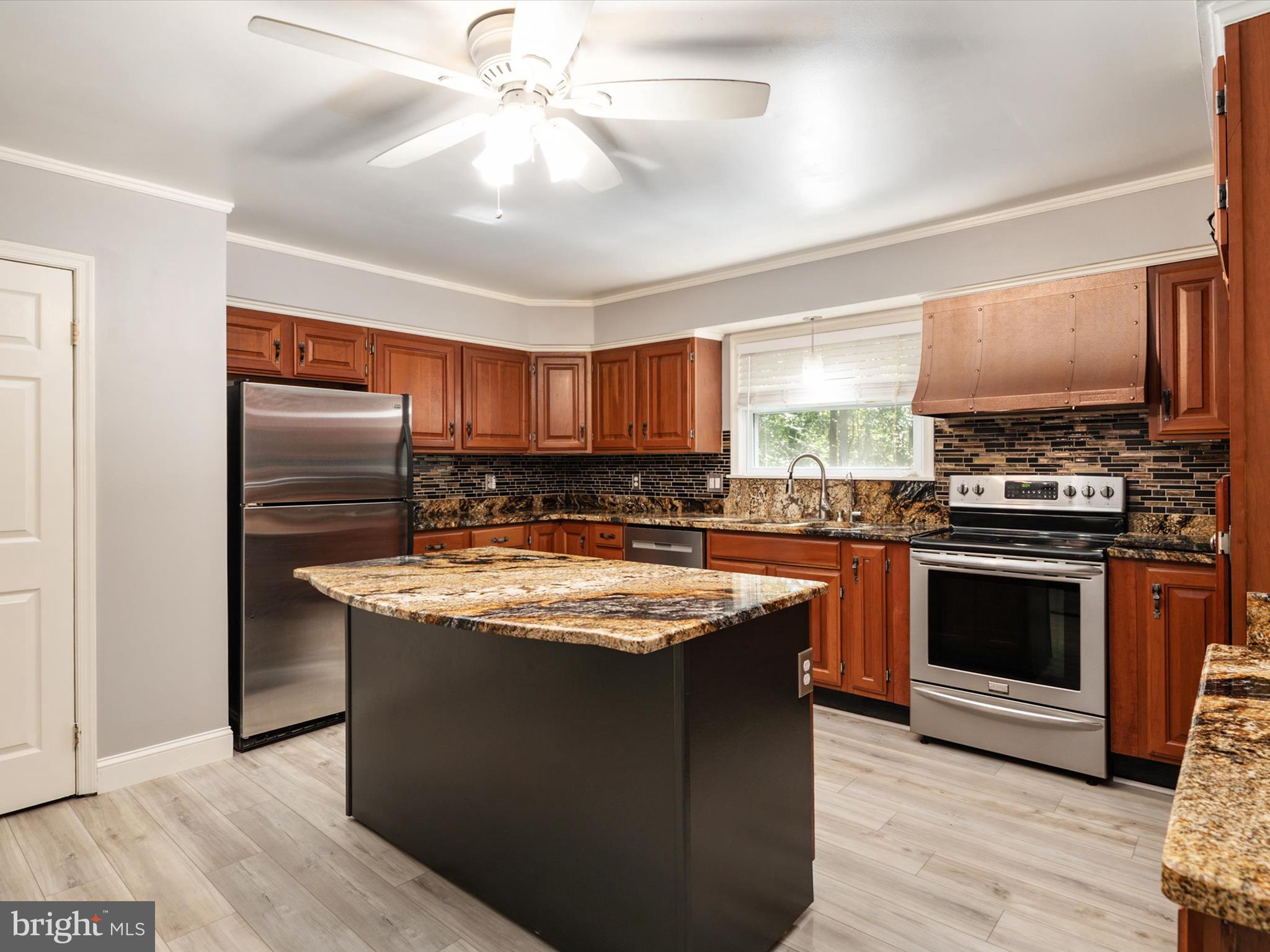 DUNKIRK WOODS - Residential