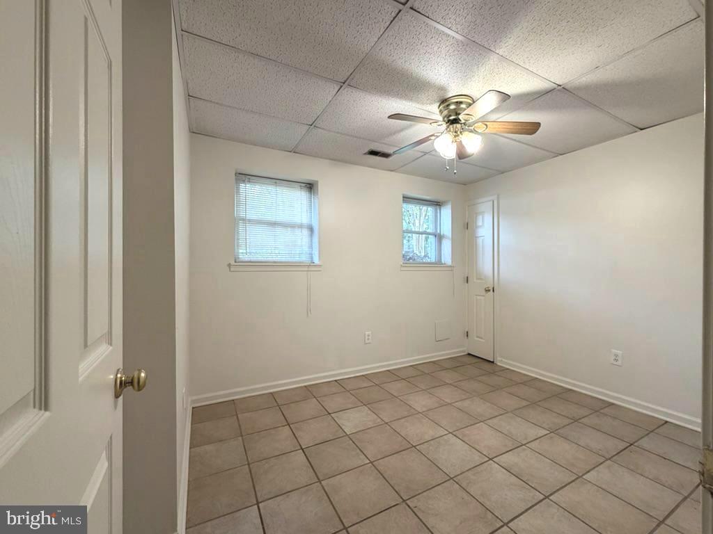 CROFTON VILLAGE - Residential Lease