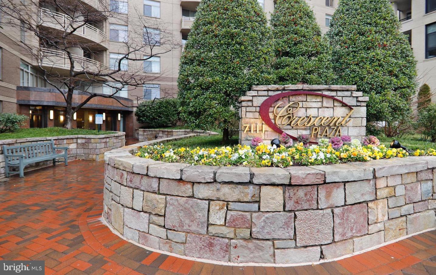 7111 WOODMONT AVENUE 401