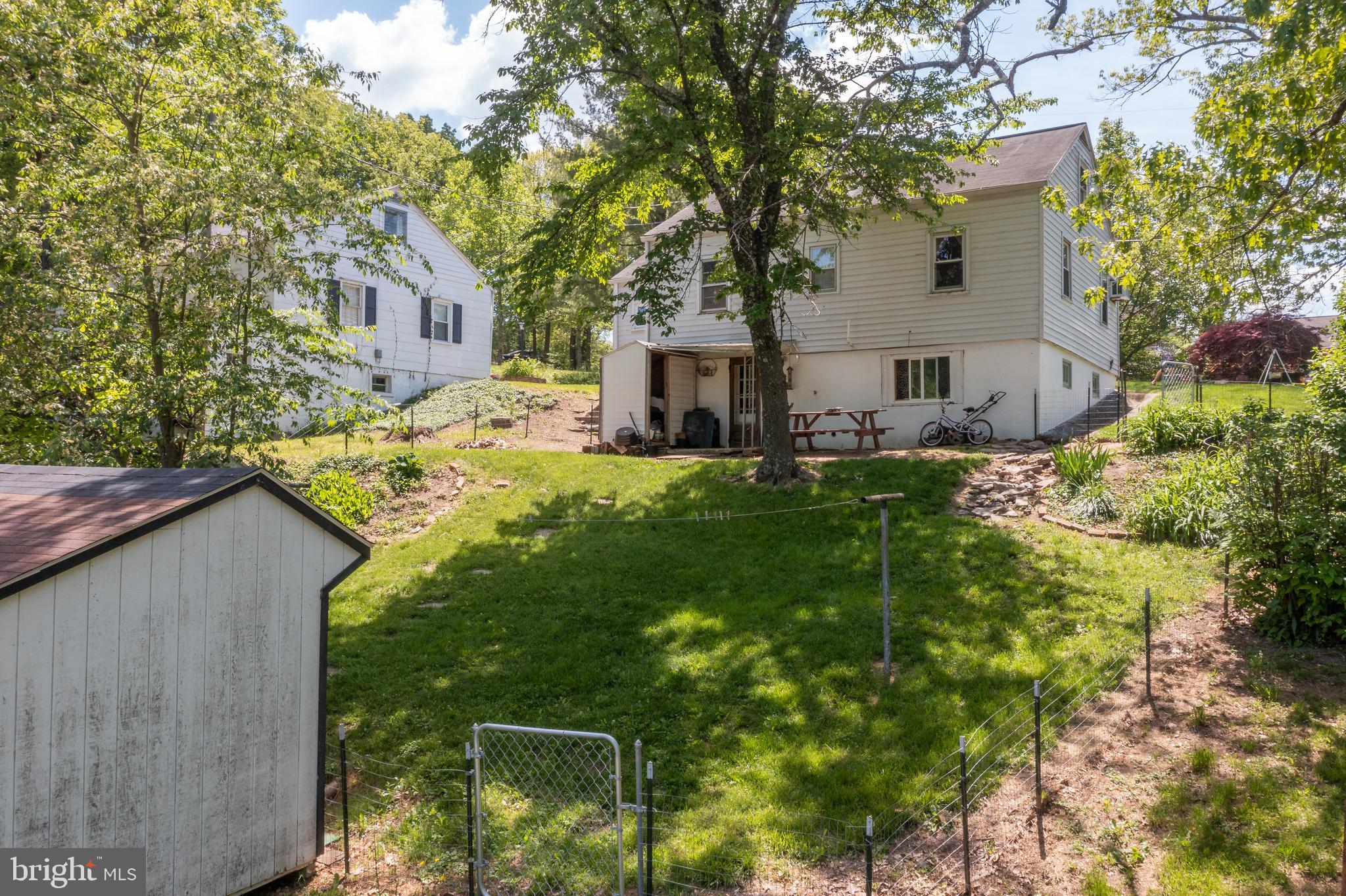 PENTONEY YOST - Residential