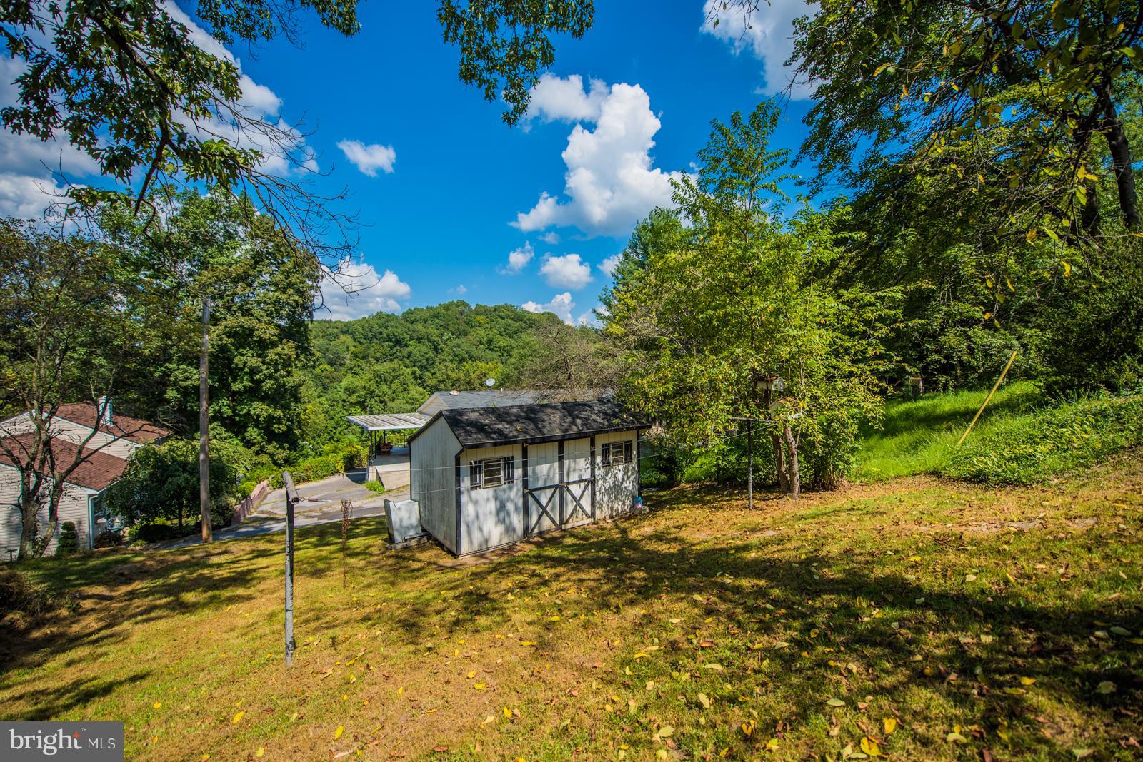 PENTONEY YOST - Residential