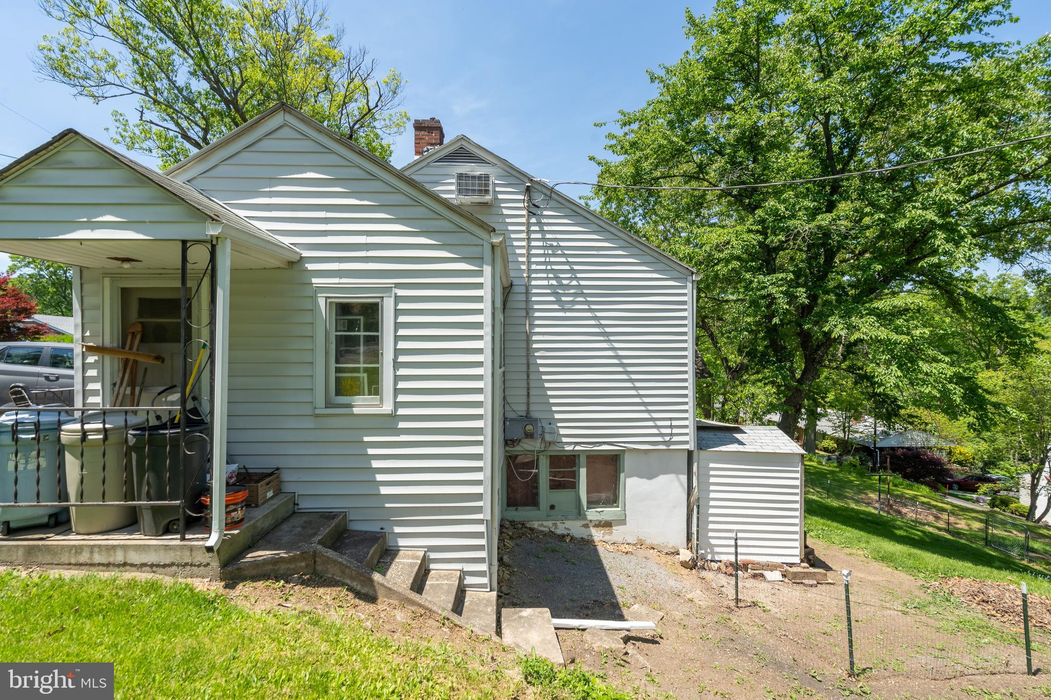 PENTONEY YOST - Residential