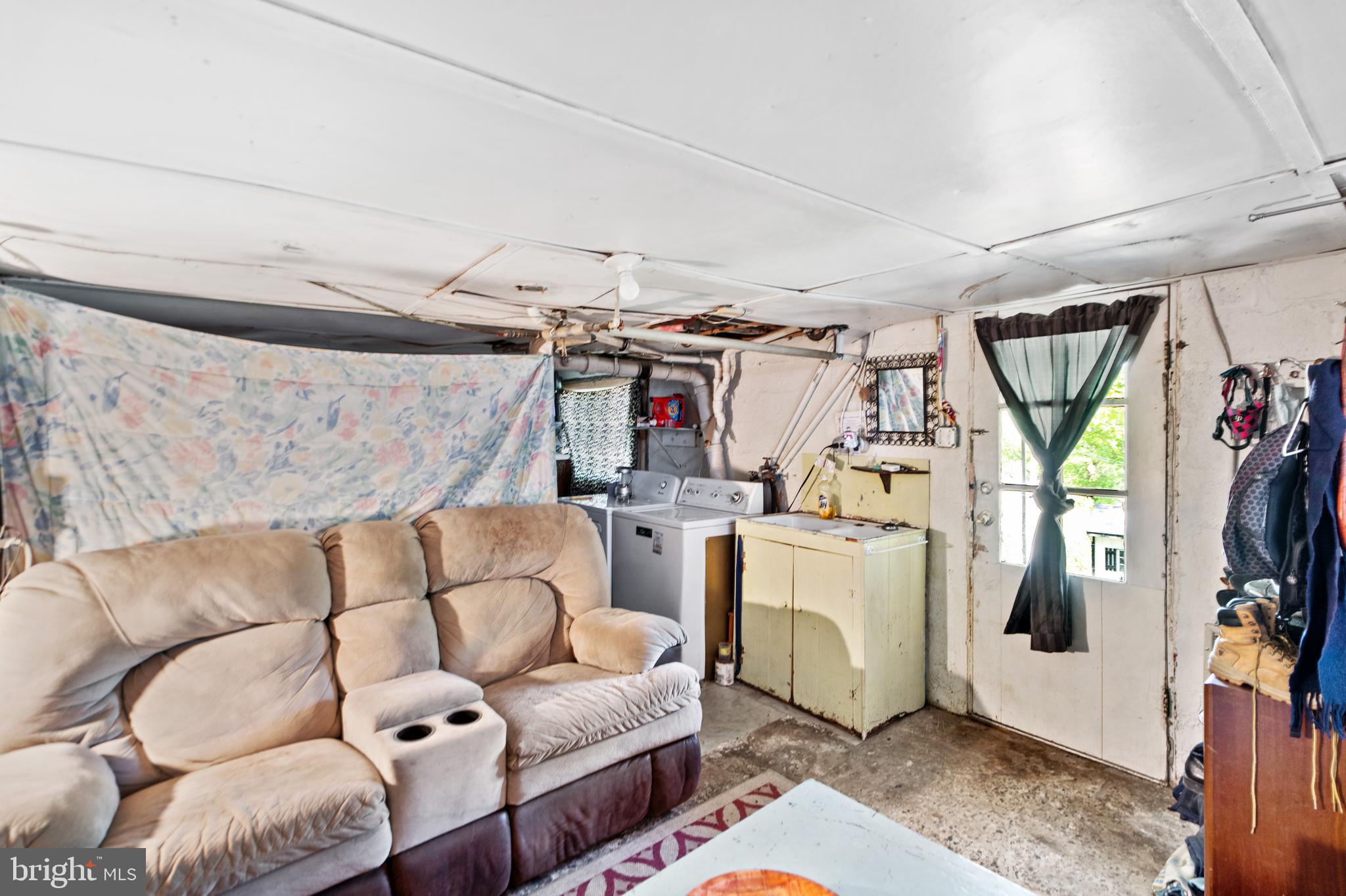 PENTONEY YOST - Residential