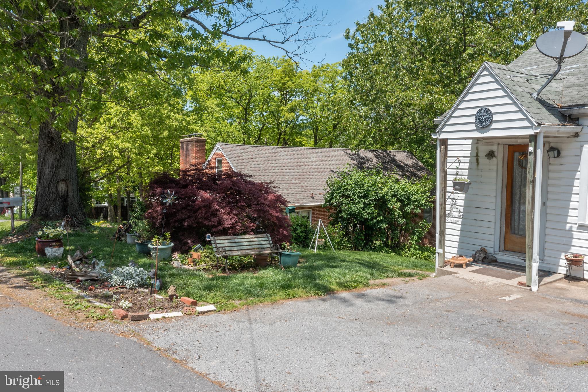 PENTONEY YOST - Residential