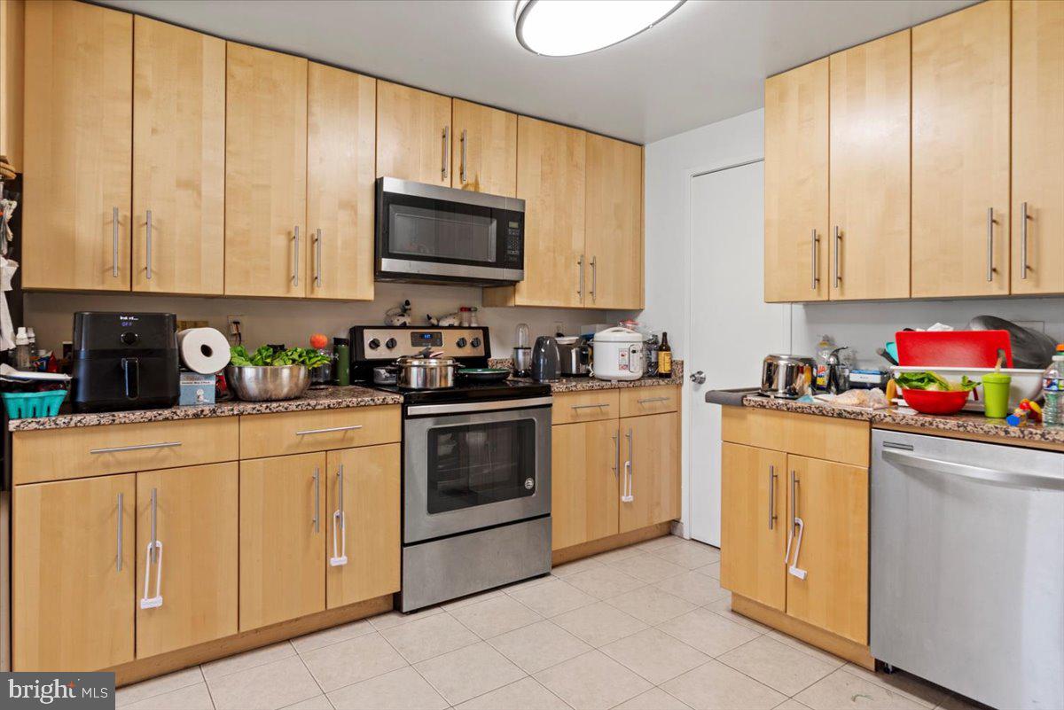 STEDWICK TOWNHOUSES - Residential