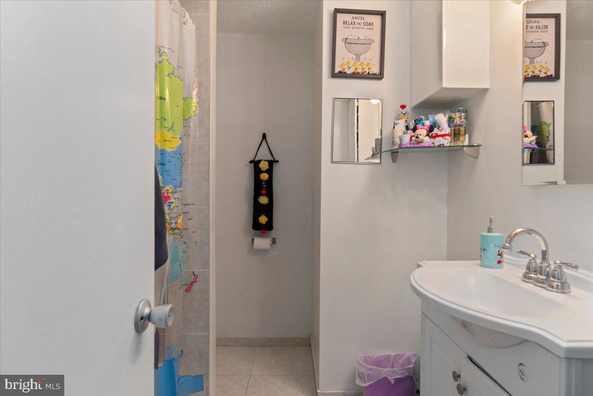 STEDWICK TOWNHOUSES - Residential