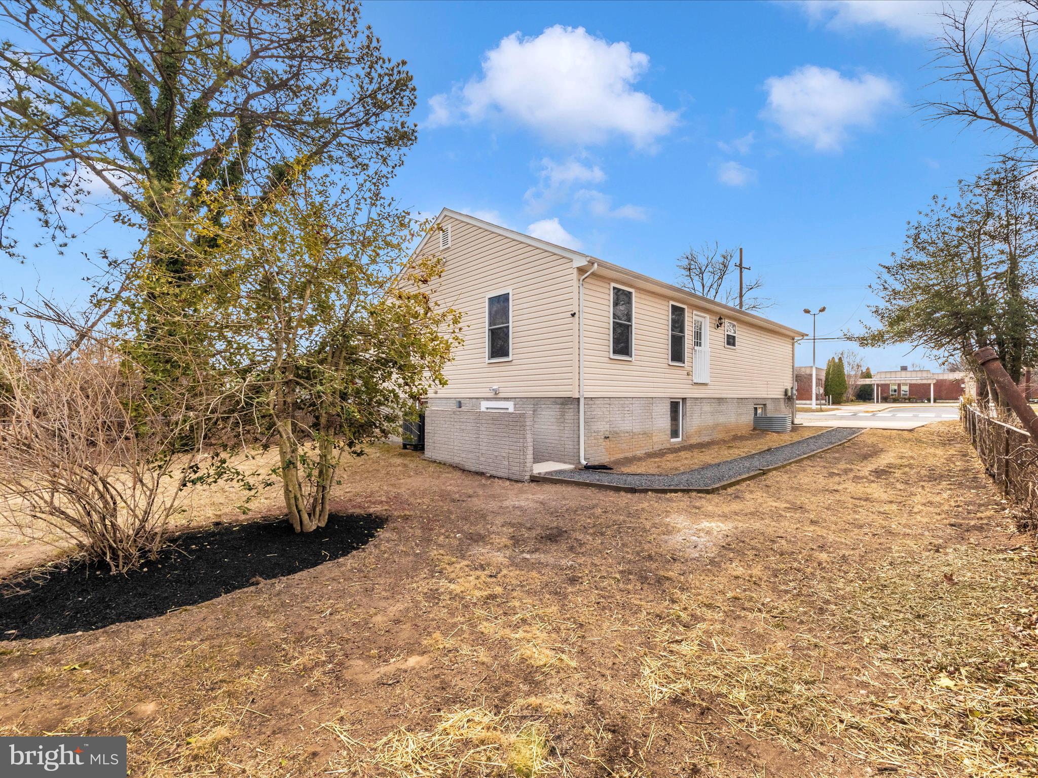 LAKELAND - Residential