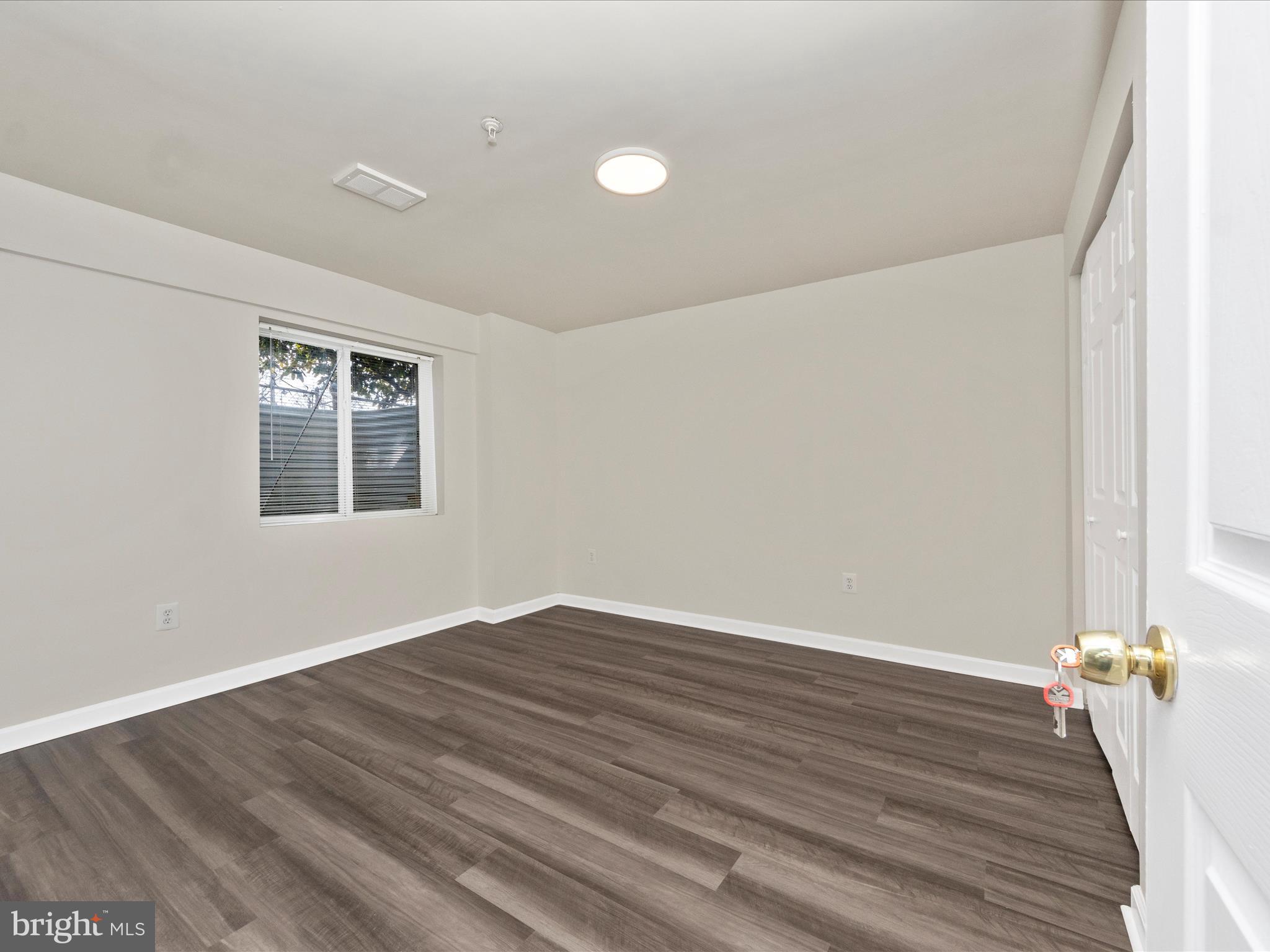 LAKELAND - Residential