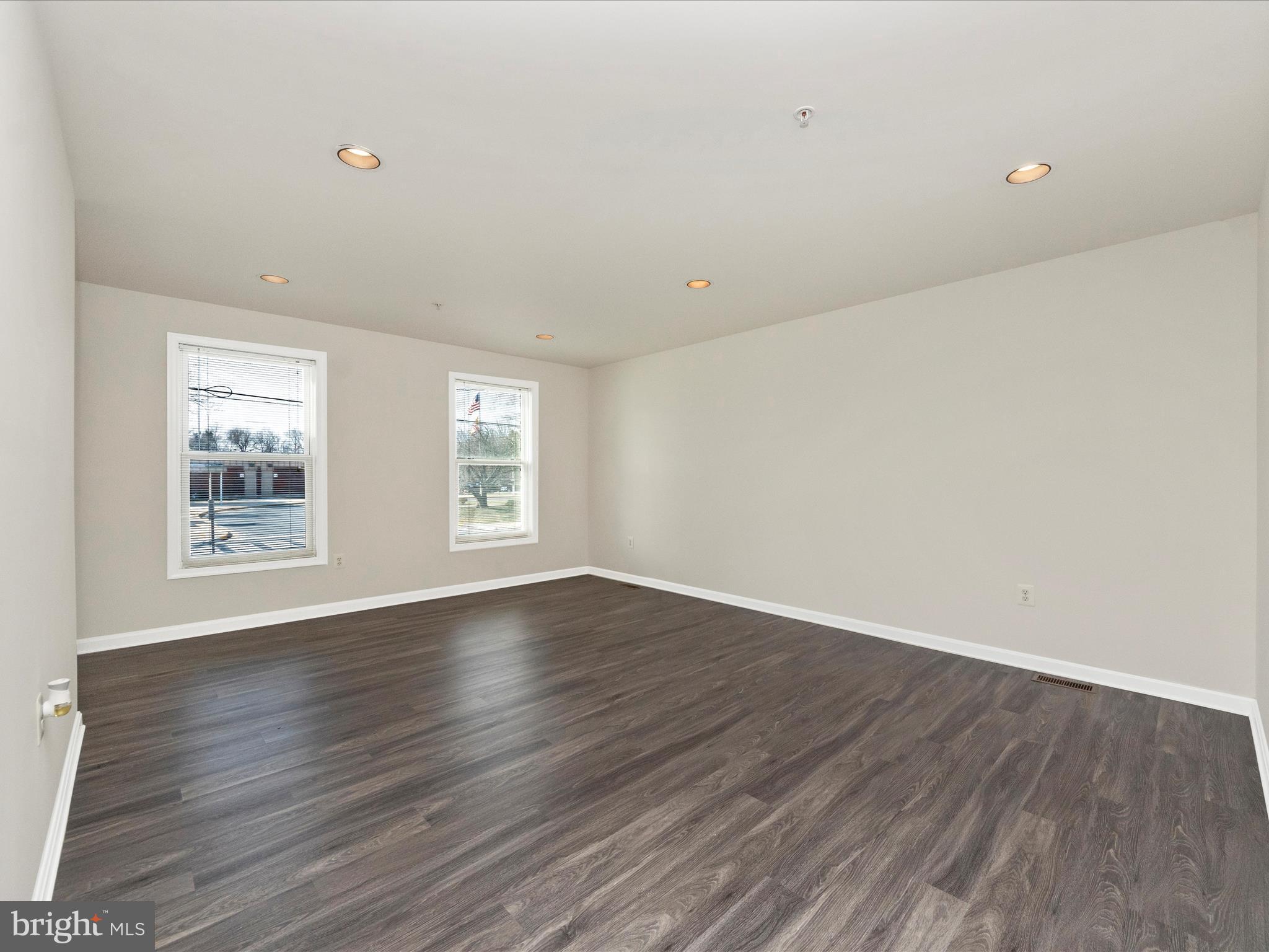 LAKELAND - Residential