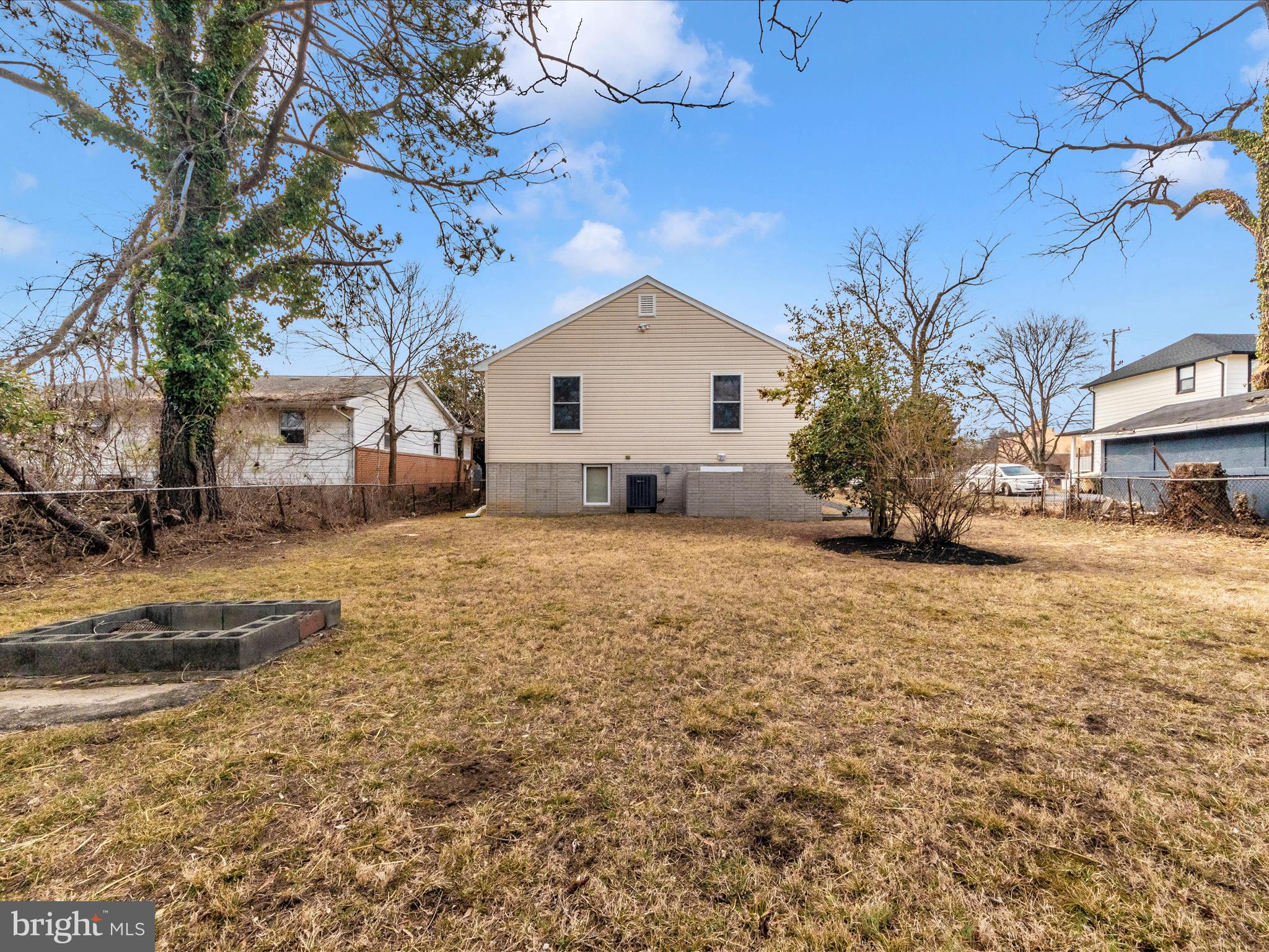 LAKELAND - Residential