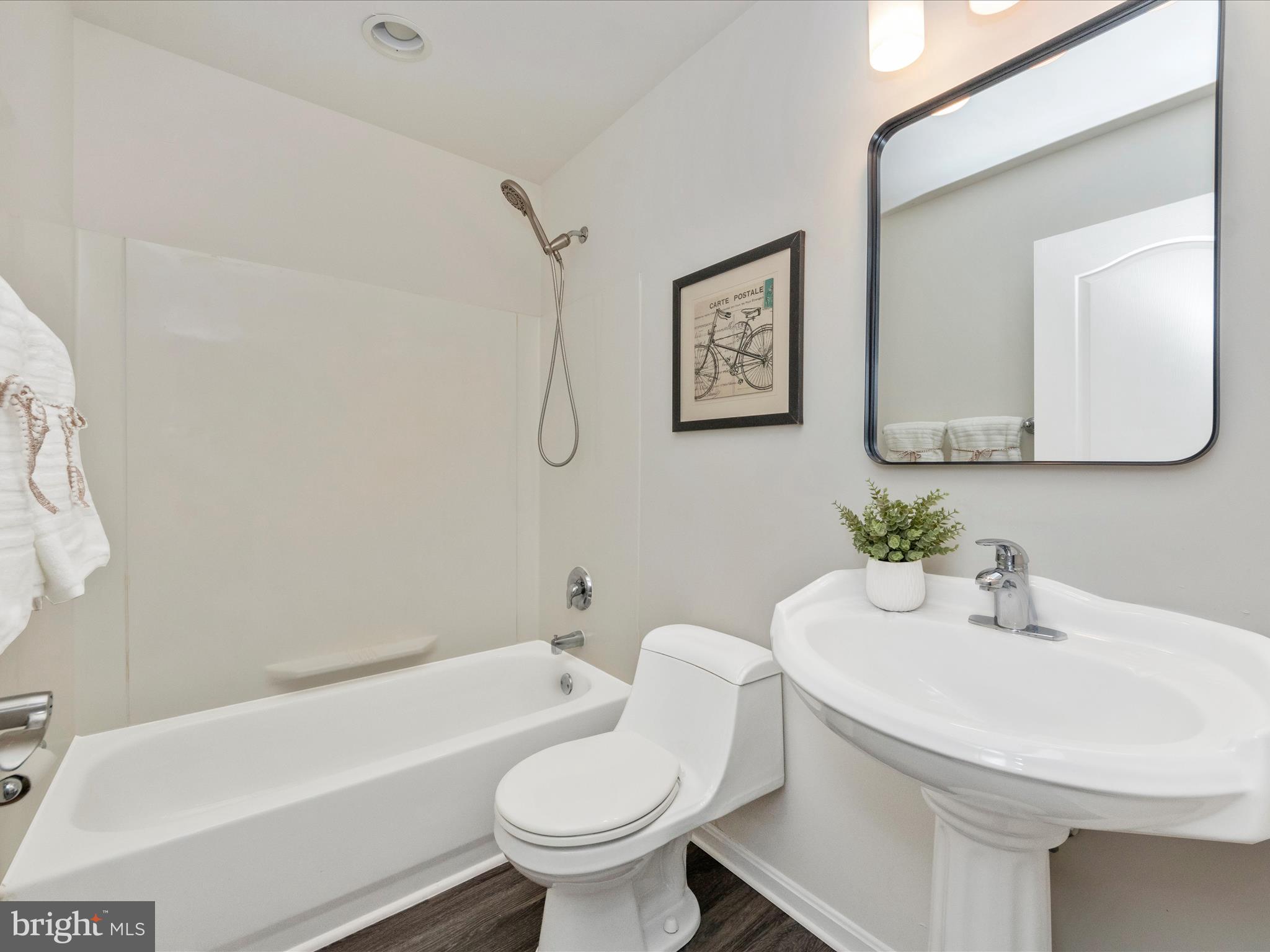 LAKELAND - Residential